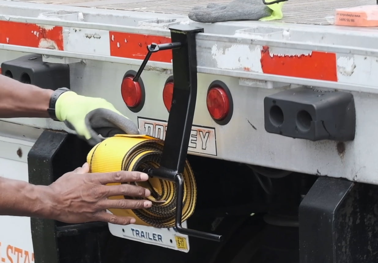 Strap Winder for Flatbed Trailer - Cargo Tie Down Ratchet Strap Winder - Winch Strap Roller for 2