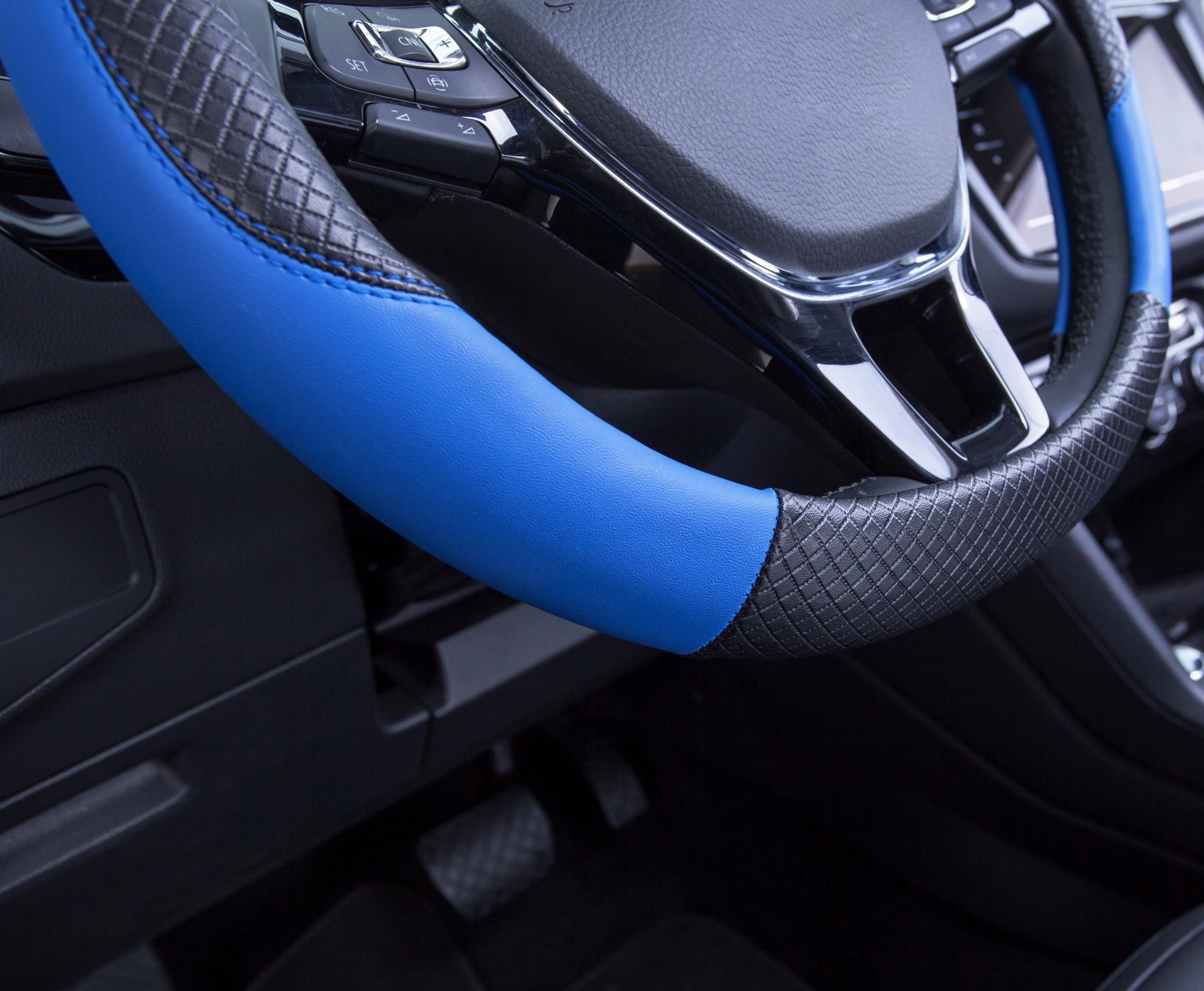 Auto Drive 1 Piece Steering Wheel Cover Racer Blue, Universal Fit