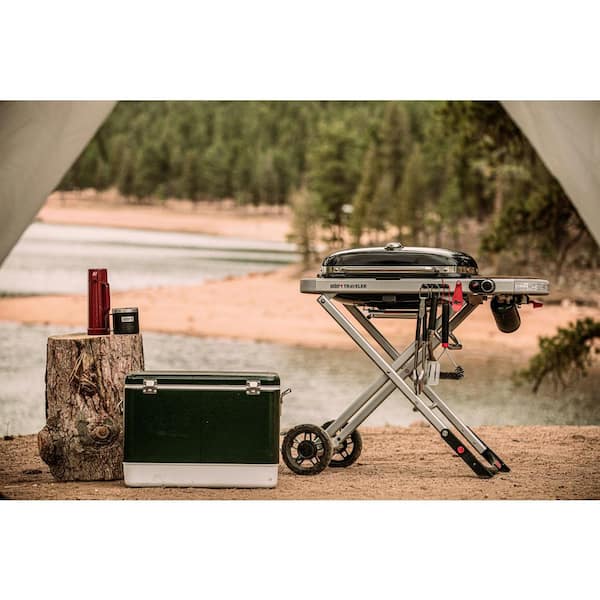 Traveler Portable Propane Gas Grill in Black