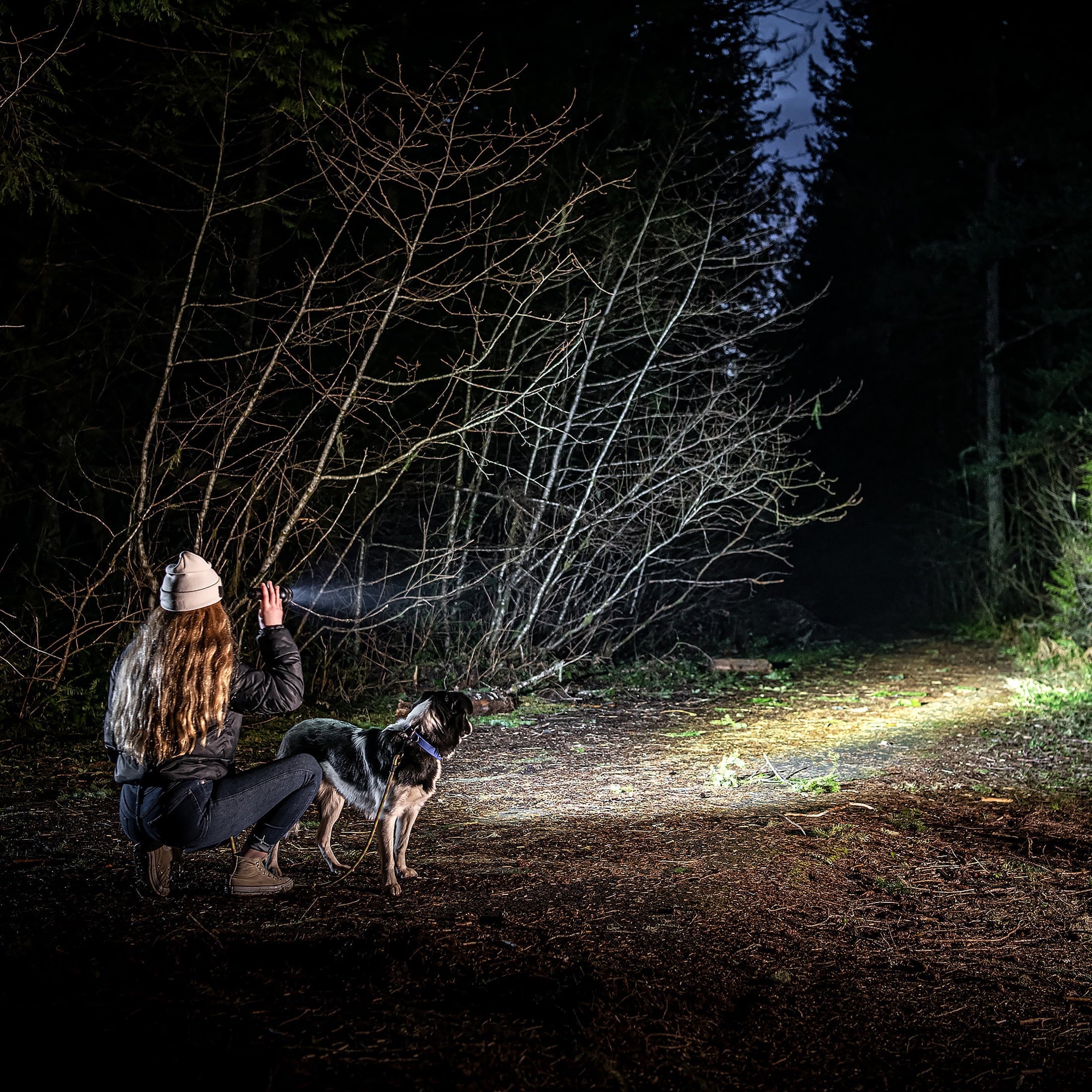 COAST PX19R Rechargeable Plus 2600 Lumen Handheld LED Flashlight, 5.7 oz.