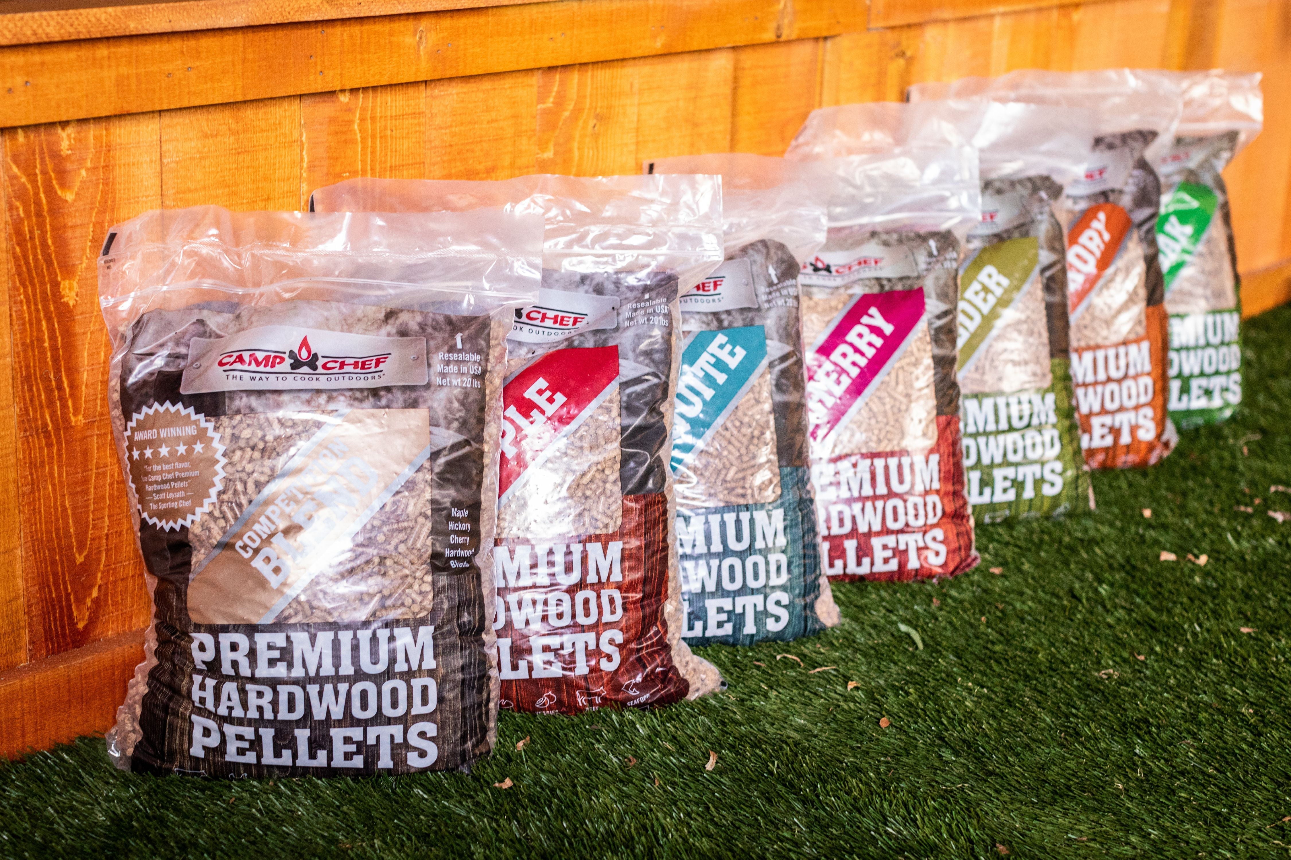 Camp Chef Mesquite Wood Smoke Pro Premium Hardwood Pellets
