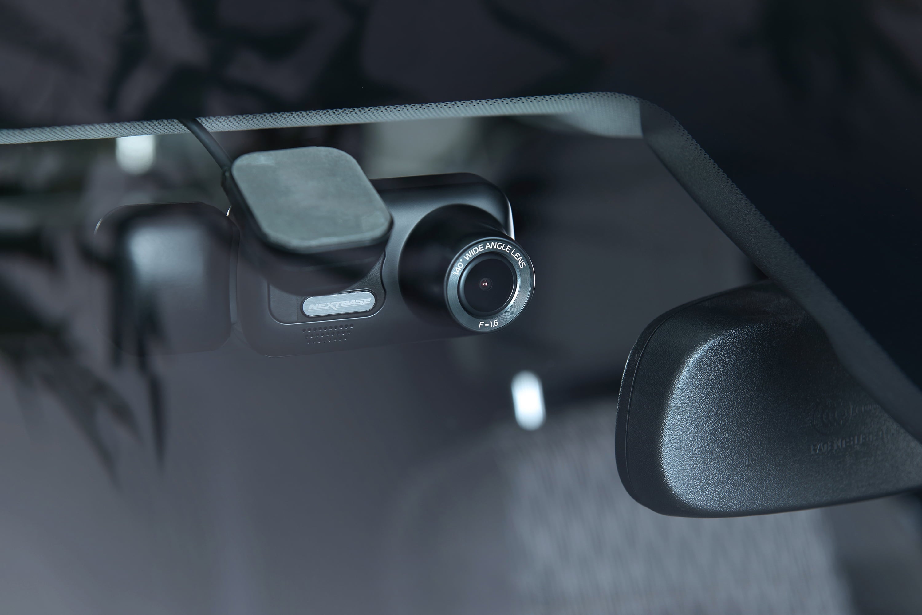 Nextbase 222X Compact Dual Dash Cam Front & Rear 2.5