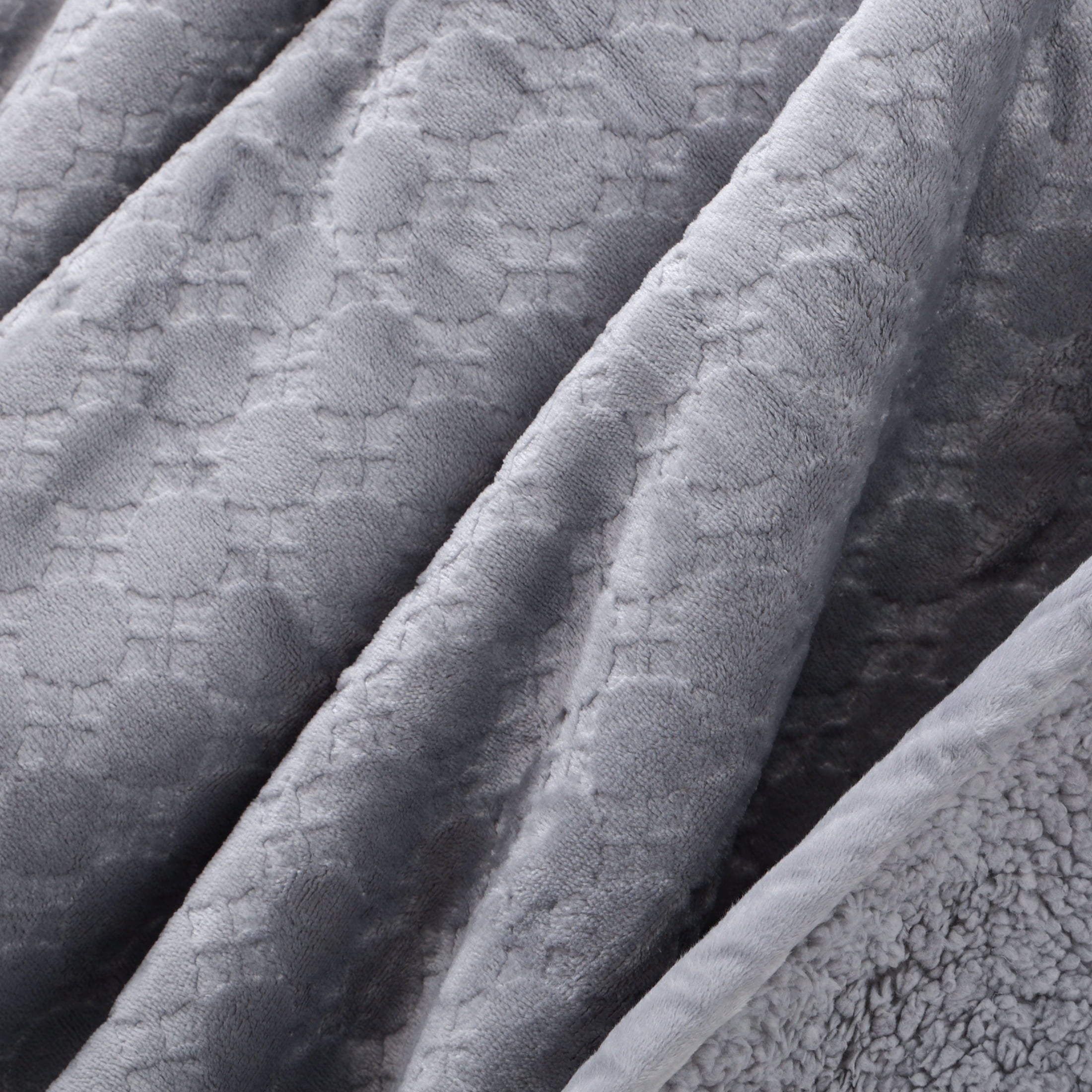 Better Homes & Gardens Printed Reverse Faux Shearling Throw, Silver Solid Embossed, 50