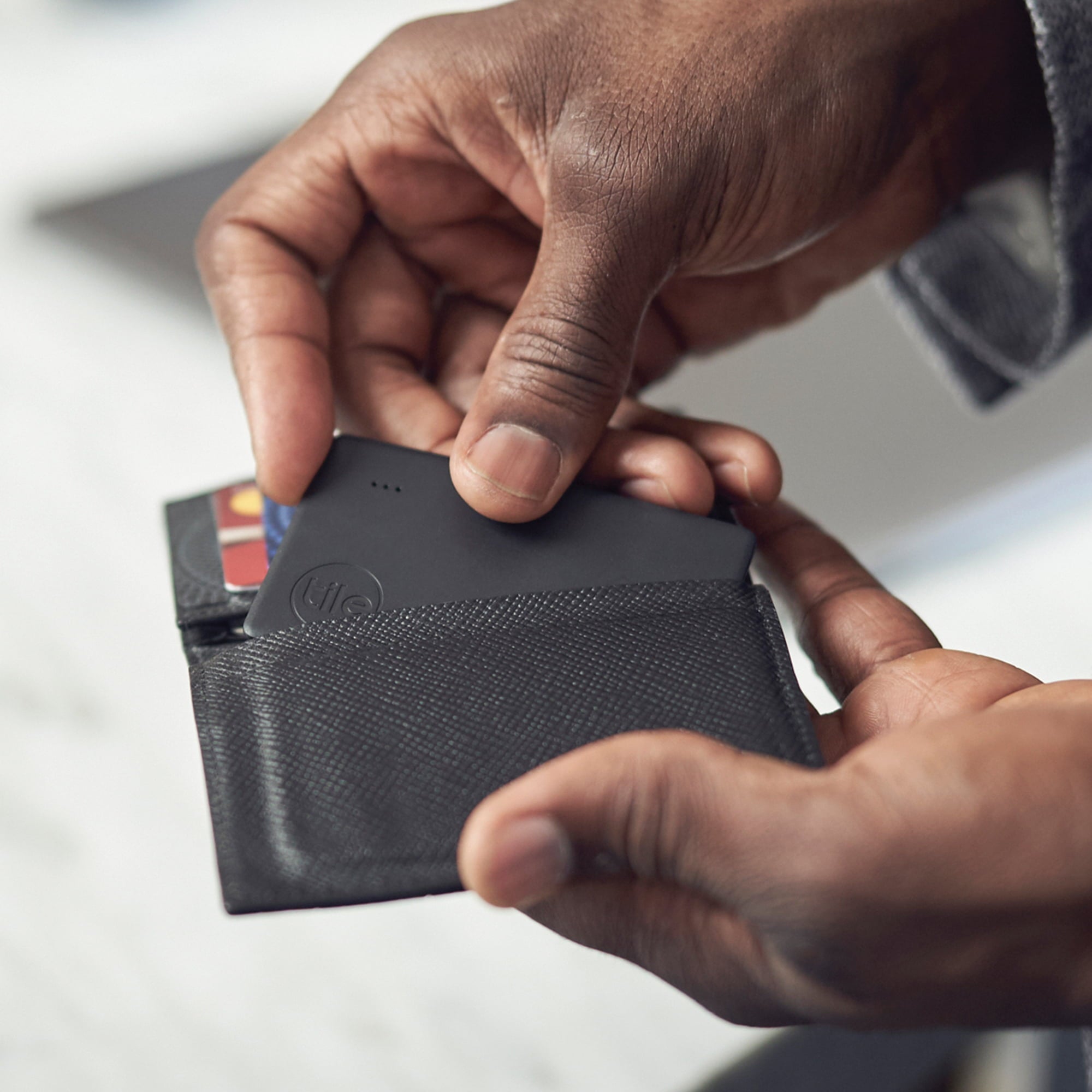 Tile RE-22004 Mate and Slim 2020 Item Trackers (4-Pack) - White/Gray/Black