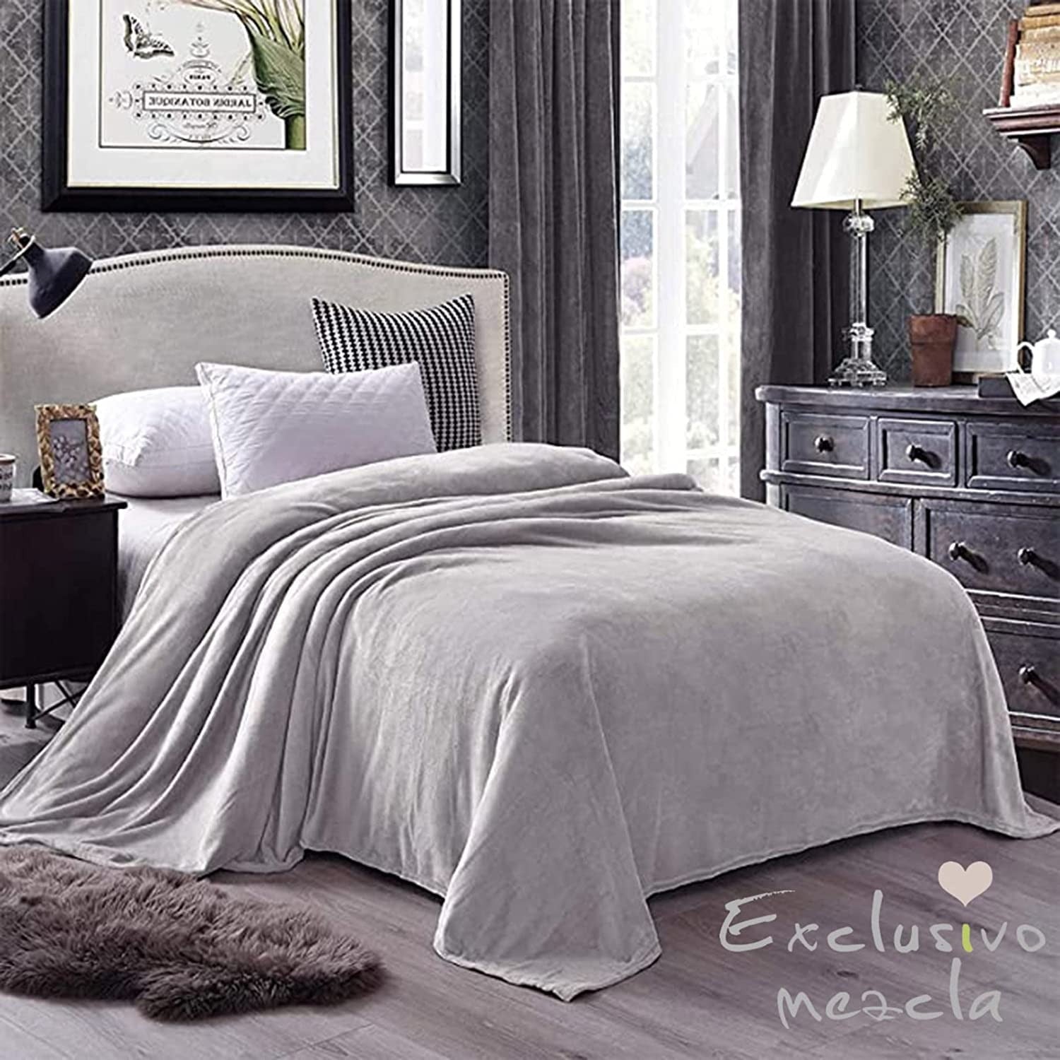 Exclusivo Mezcla Queen Size Flannel Fleece Velvet Plush Bed Blanket as Bedspread, Coverlet, Bed Cover (90x90 inches, Light Grey) Soft, Lightweight, Warm and Cozy