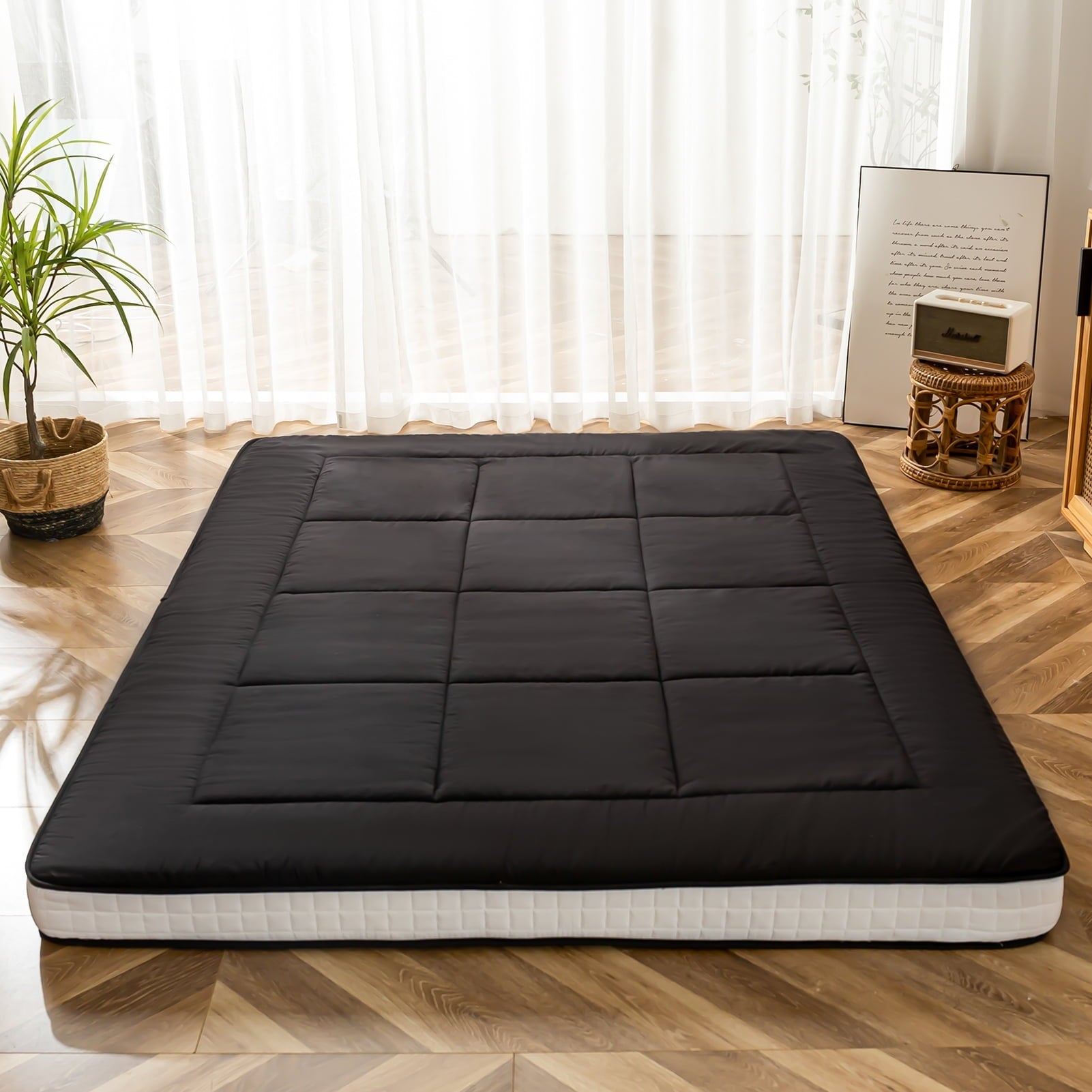 Mattress, Padded Japanese Floor Mattress Quilted Bed Mattress Topper, Extra Thick Folding Sleeping Pad, Black, Twin