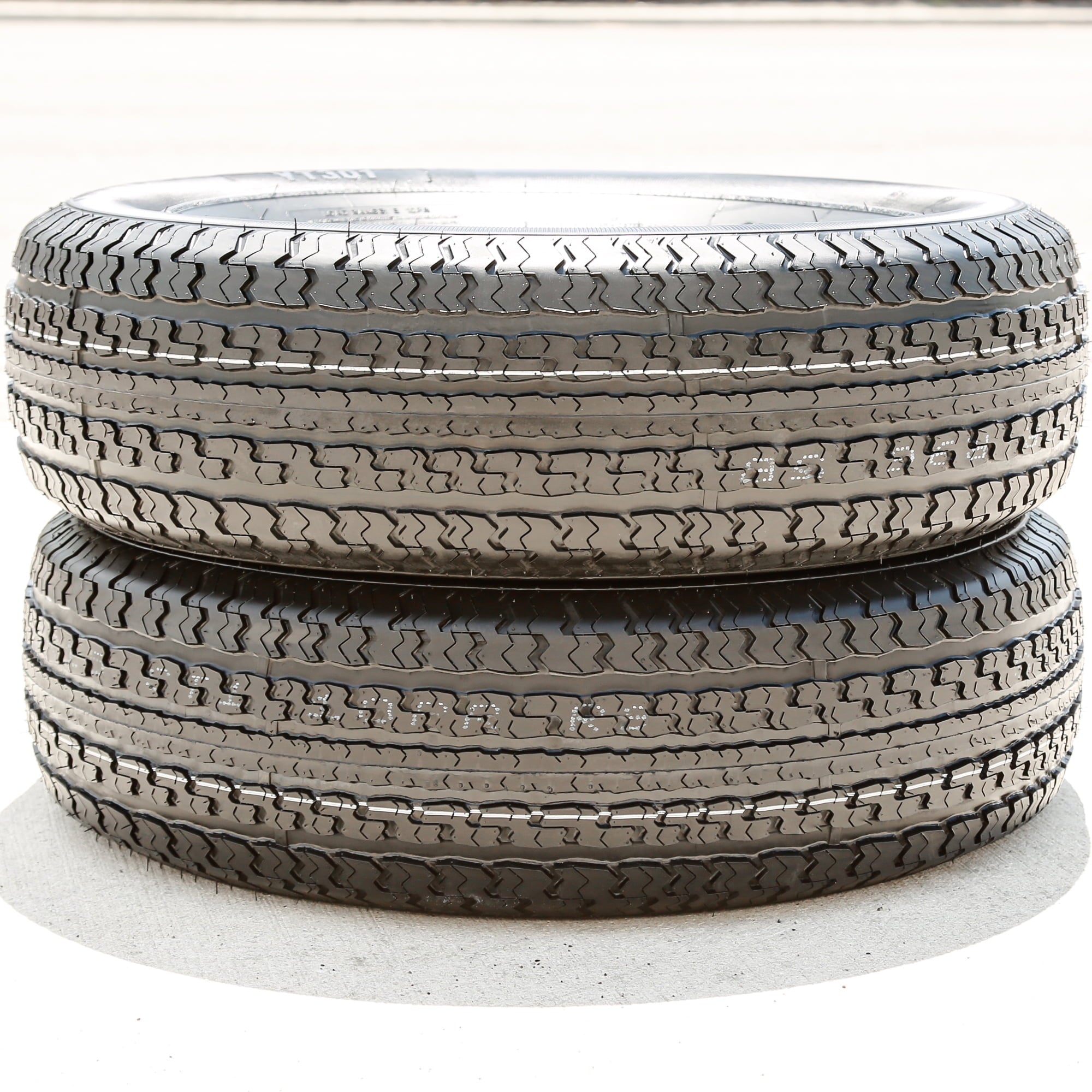 Cargo Max YT301 Steel Belted ST 205/75R15 Load D 8 Ply Trailer Tire