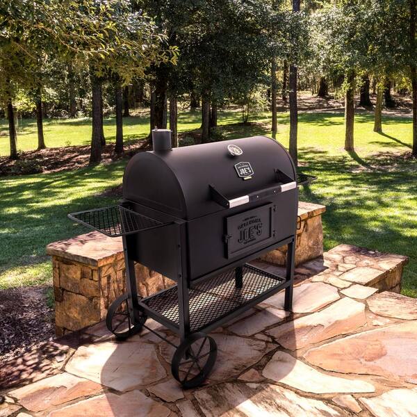 Judge Charcoal Smoker Grill in Black with 540 sq. in. Cooking Space