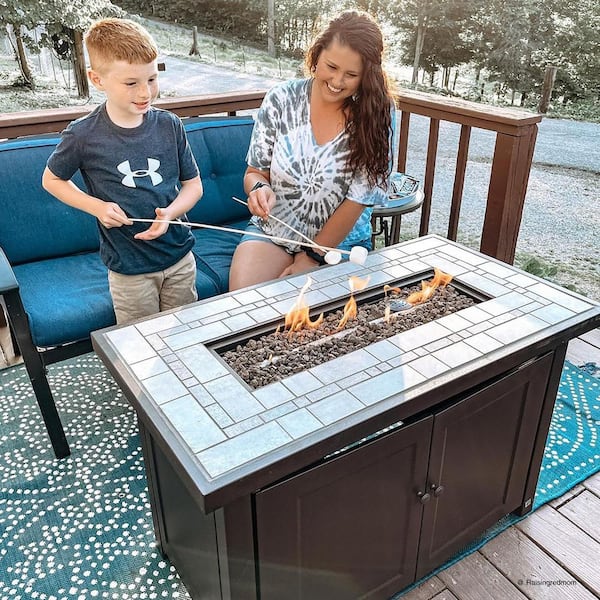 AmberCove Hartnell 40 in. W Outdoor Rectangular Steel Propane Firepit Table