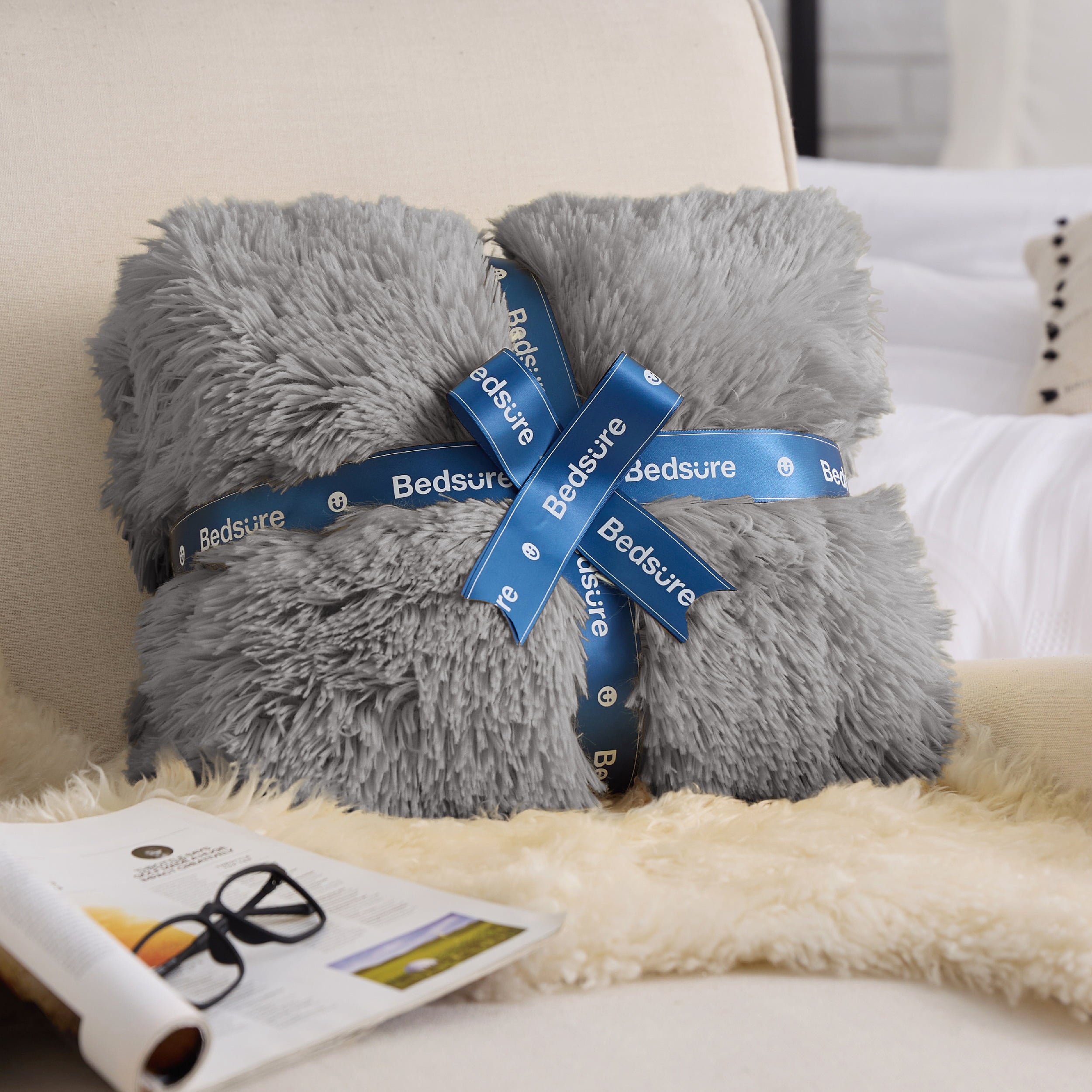 Bedsure Faux Fur Twin Blankets Grey - Fluffy Blankets & Throws Shaggy Faux Fur Blanket, 60x80 Inches