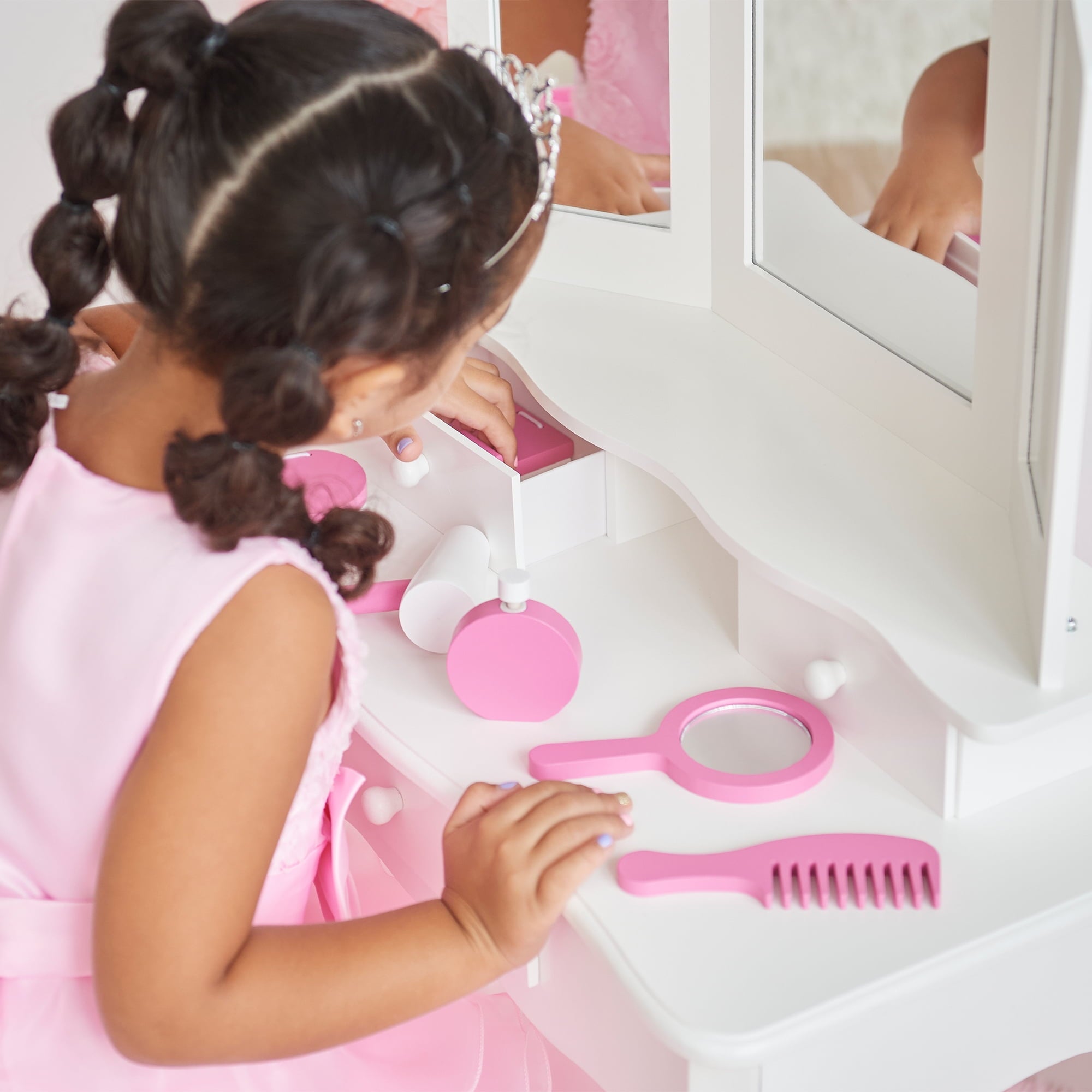 Teamson Kids Little Princess Ashlev Wooden Vanity Playset with Stool, White/Pink