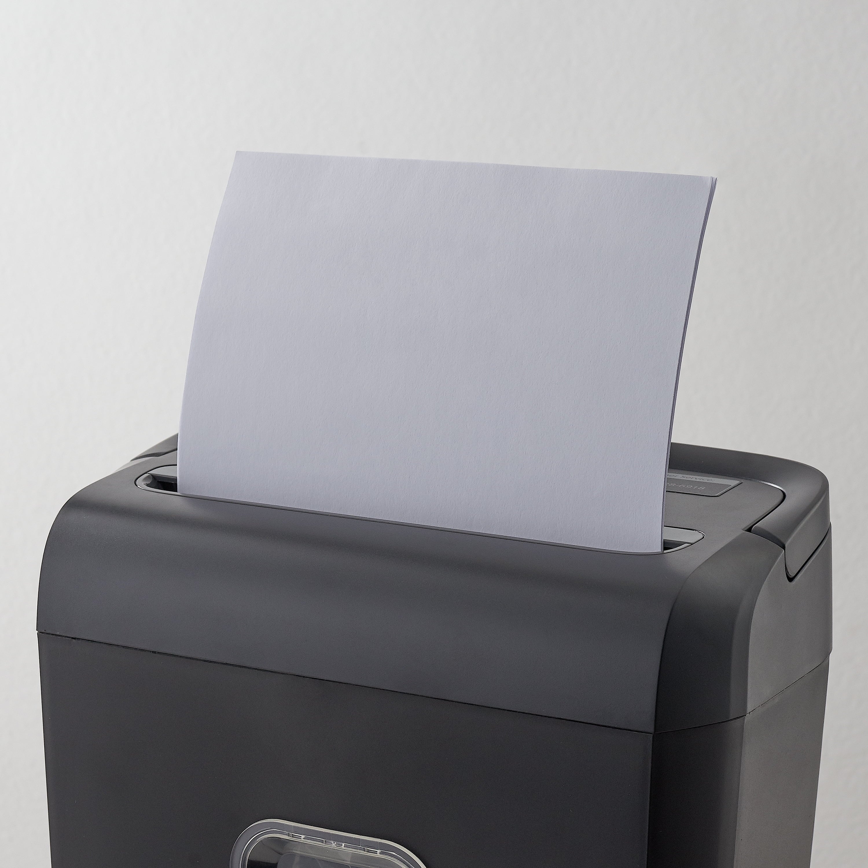 PEN+GEAR Tabletop 6-Sheet Micro-Cut Paper Shredder
