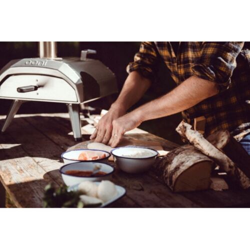 Ooni Karu 12 Multi-Fuel Pizza Oven.