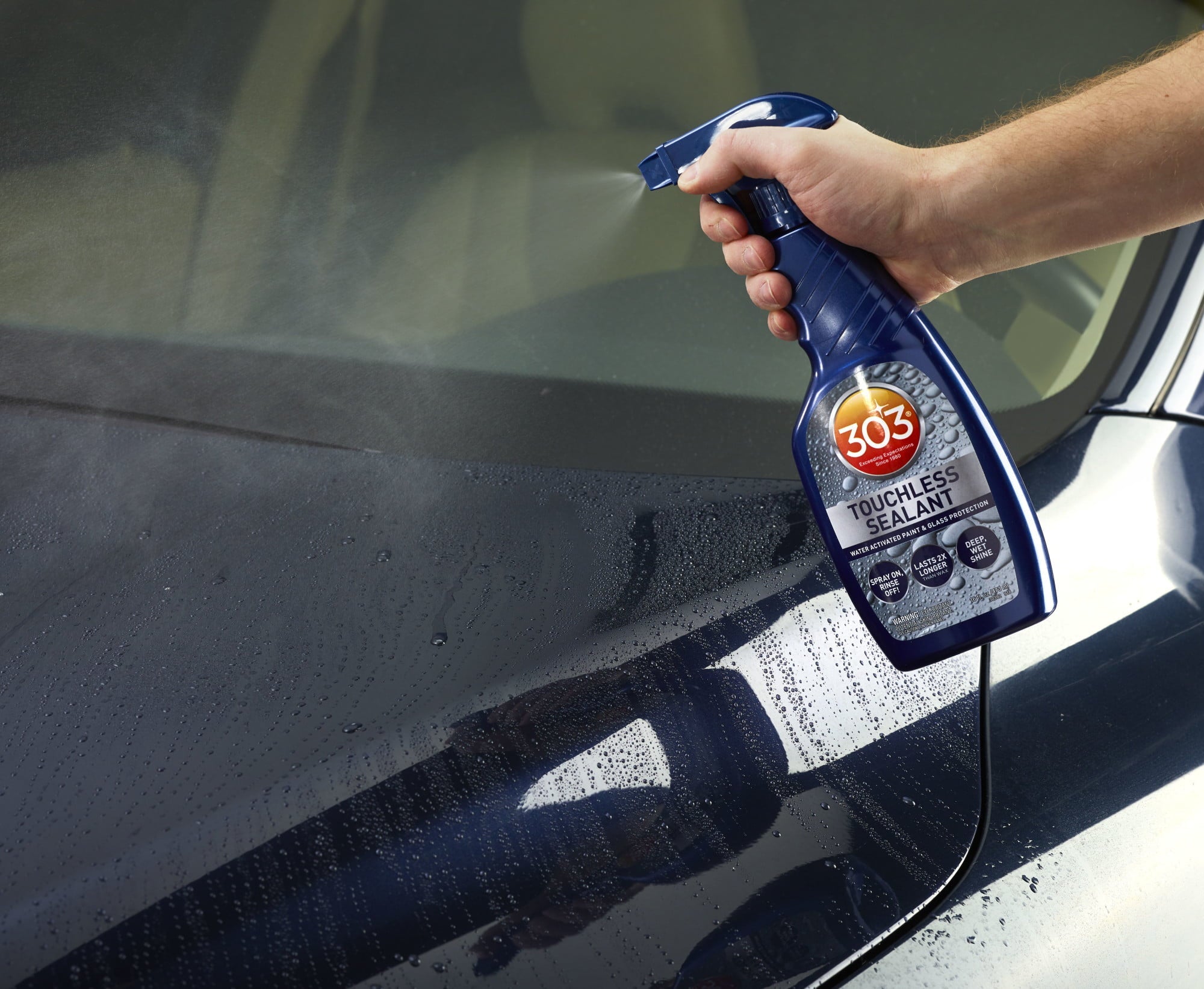 303 Touchless Sealant - SiO2 Water Activated Paint & Glass Protection - Spray On, Rinse Off - Lasts 2x Longer Than Wax - Deep, Wet Shine, 32 fl. oz. (30394CSR) Packaging May Vary
