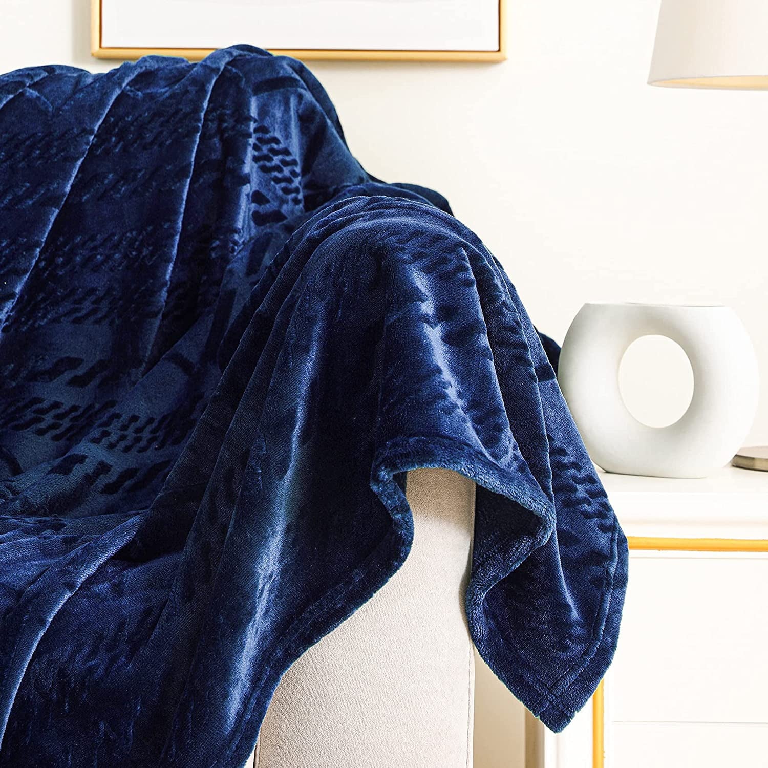 Exclusivo Mezcla Soft Throw Blanket, Large Fuzzy Fleece Blanket, Decorative Geometry Pattern Plush Throw Blanket for Couch/Sofa/Bed, 50x60 Inches,Navy Blue