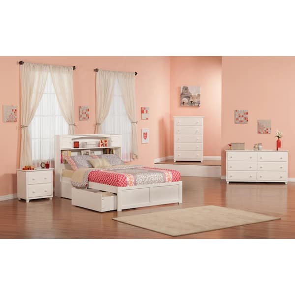 Newport White Full Platform Bed with Flat Panel Foot Board and 2-Urban Bed Drawers