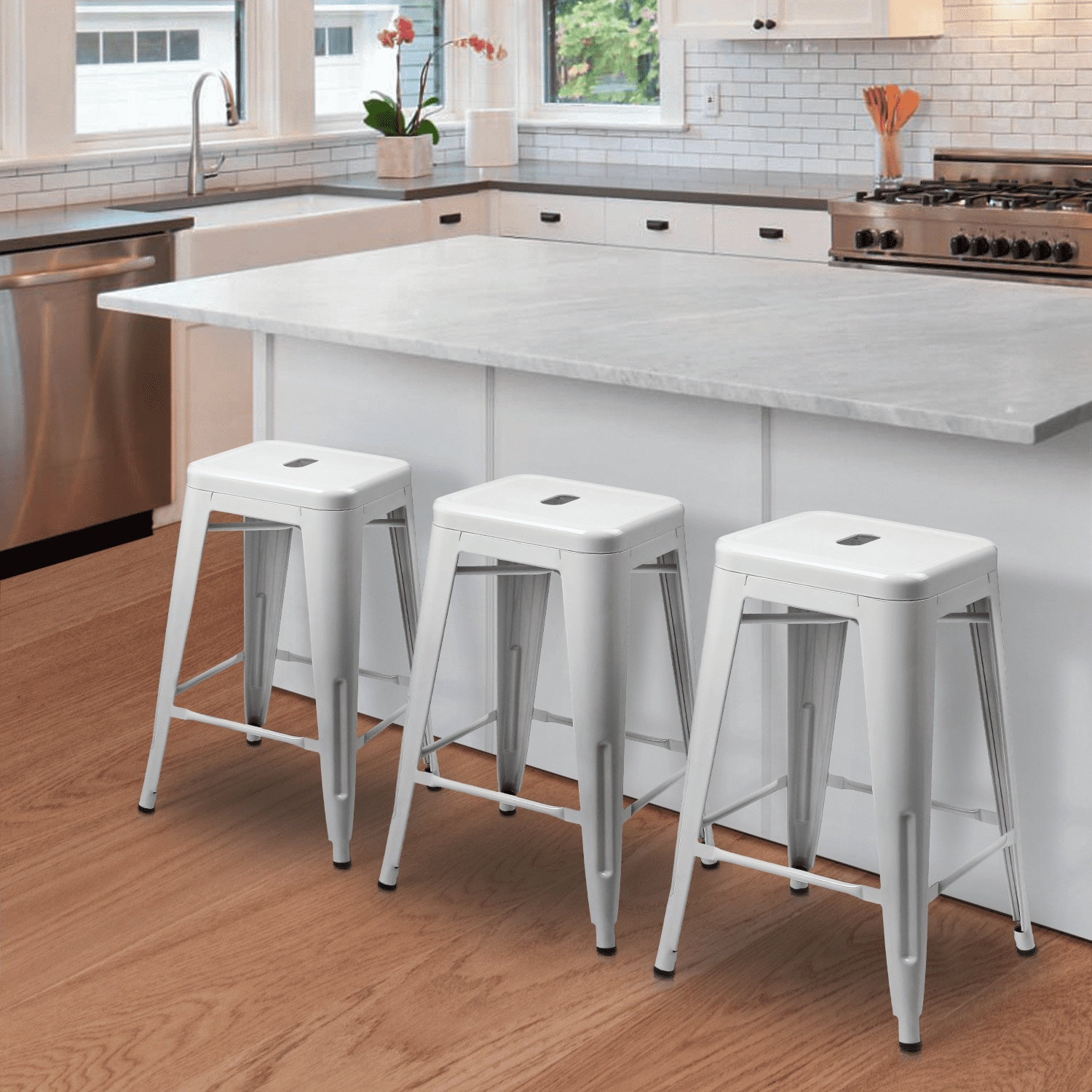 MoNiBloom Set of 4 Metal Bar Stools 24.5 Inch Stackable Counter Height Barstools Backless Rustic Kitchen Dining Chairs, White