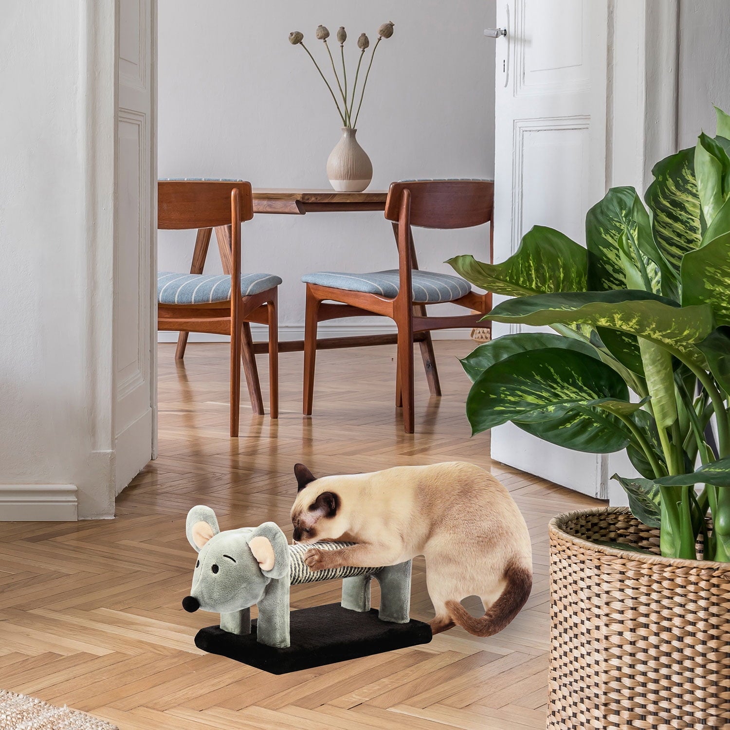 Kitten Scratching Post - Mouse Shaped Cat Pole with Spring Tail Ball Toy