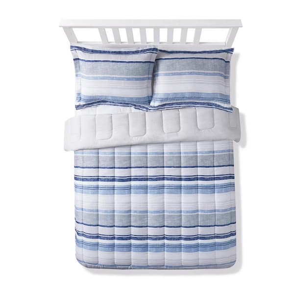 SLEEPandCO. Chase Stripe Blue 3-Piece Brushed Microfiber Comforter Set-Full