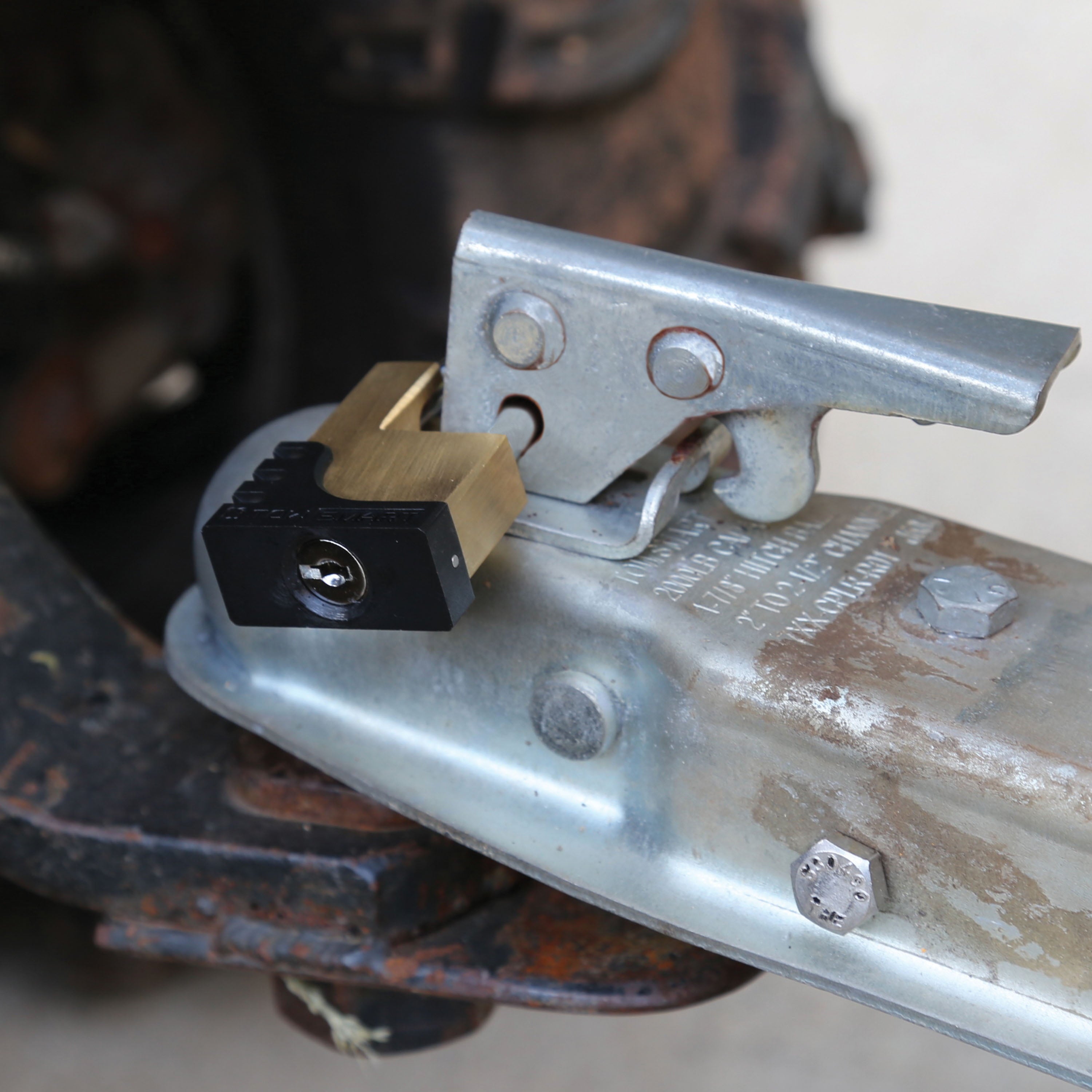 TowSmart Premium Coupler Lock with 2 Keys, Brass, 732