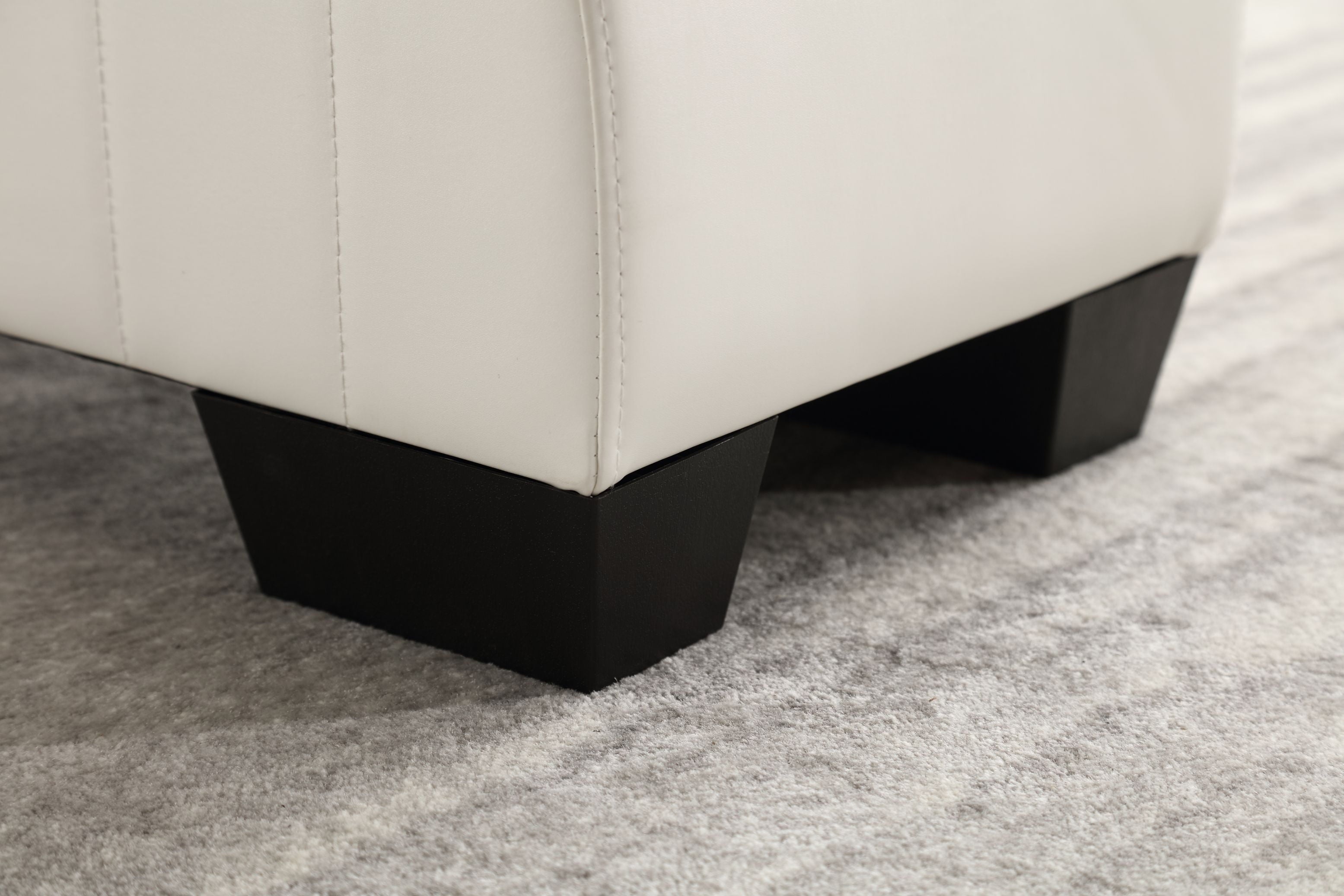 Walkfairy Yoga Chaise Lounge for Stretching & Relaxation Modern Faux Leather Curved Sofa, Modern Faux Leather Curved Sofa, Living Room Bedroom Accent, White