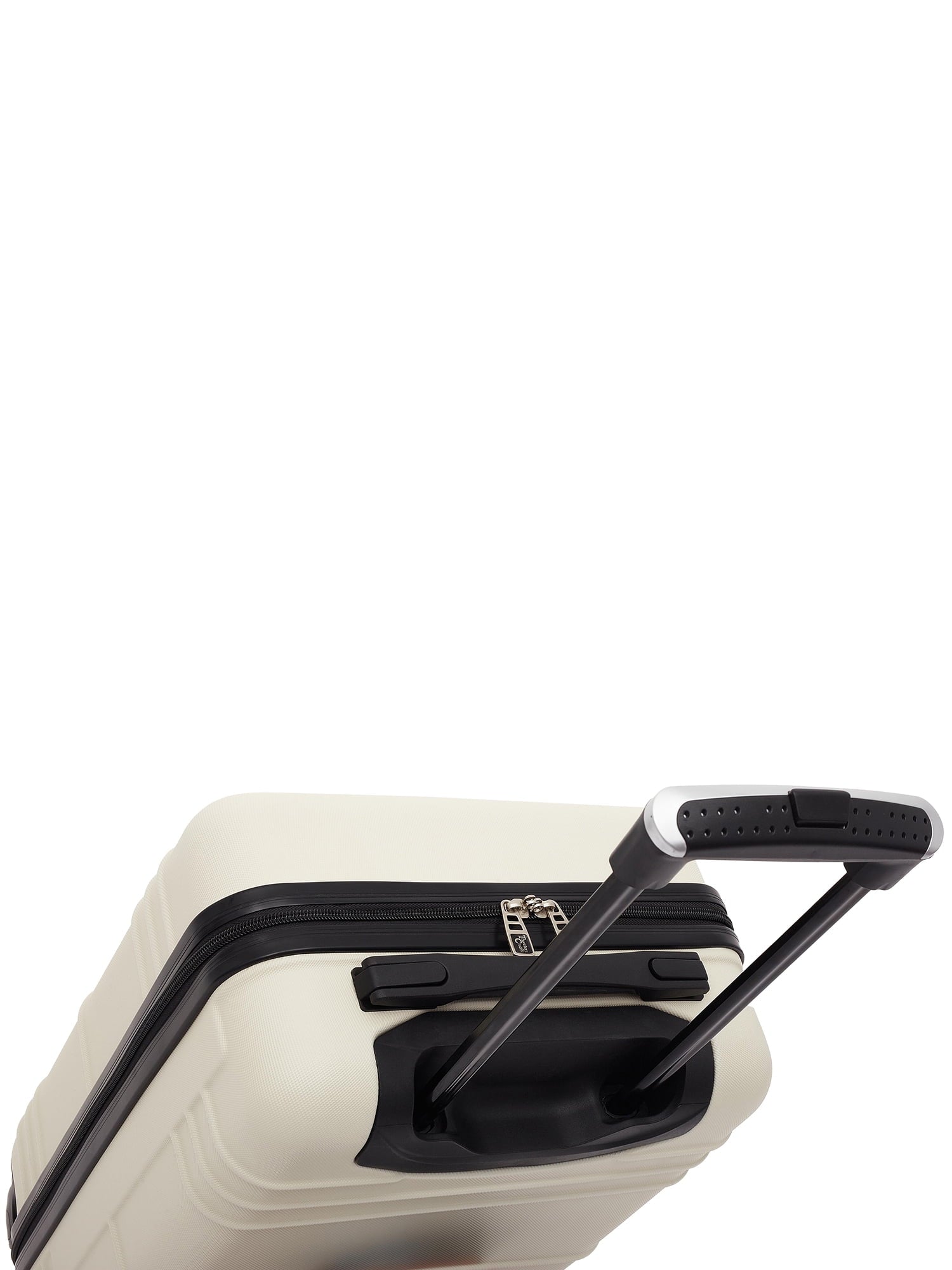 Travelers Club Richmond Hardside 20