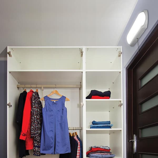 18 in. LED Flush Mount Closet Light with Pull Chain 1200 Lumens 4000K Bright White 16-Watt ENERGY STAR