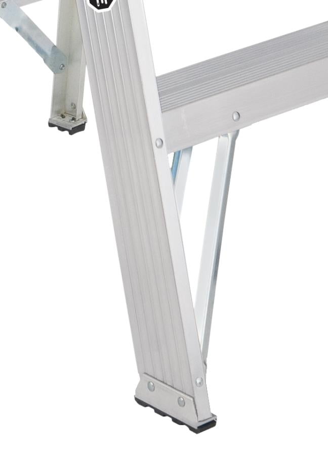 Louisville Ladder 4' Aluminum Step Ladder, 250-lb Capacity, W-2112-04S