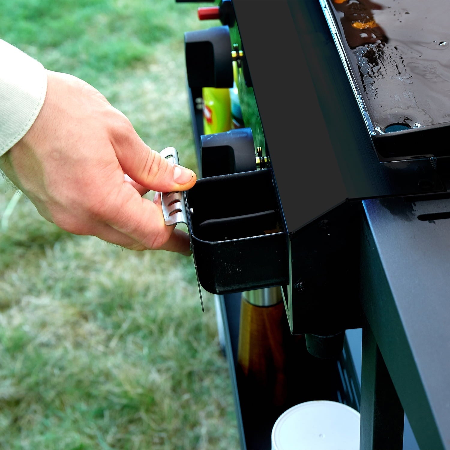 Flat Top Gas Griddle Grill 4-Burner Propane BBQ Grill Outdoor Cooking Station, Black