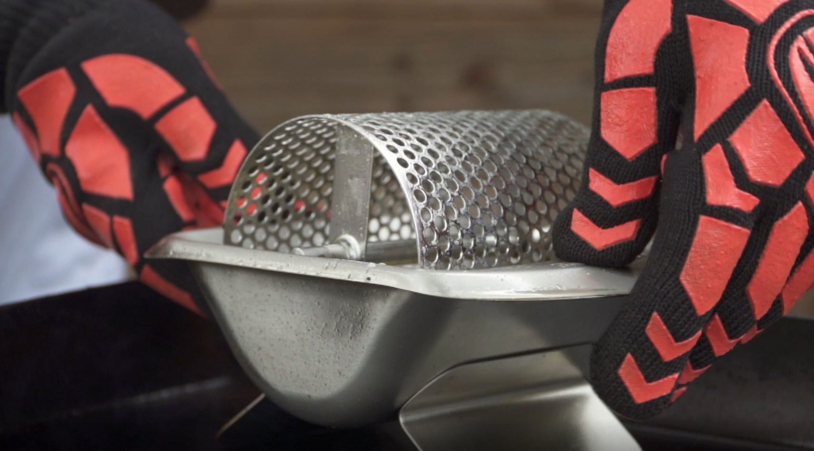 Blackstone Griddle Gloves - Heat-Resistant up to 500 Degrees