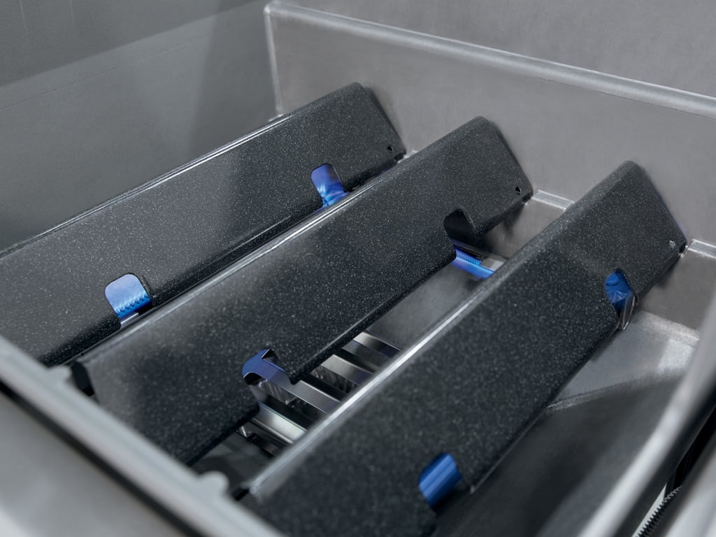 Spirit II E-210 Propane Gas Grill, Black