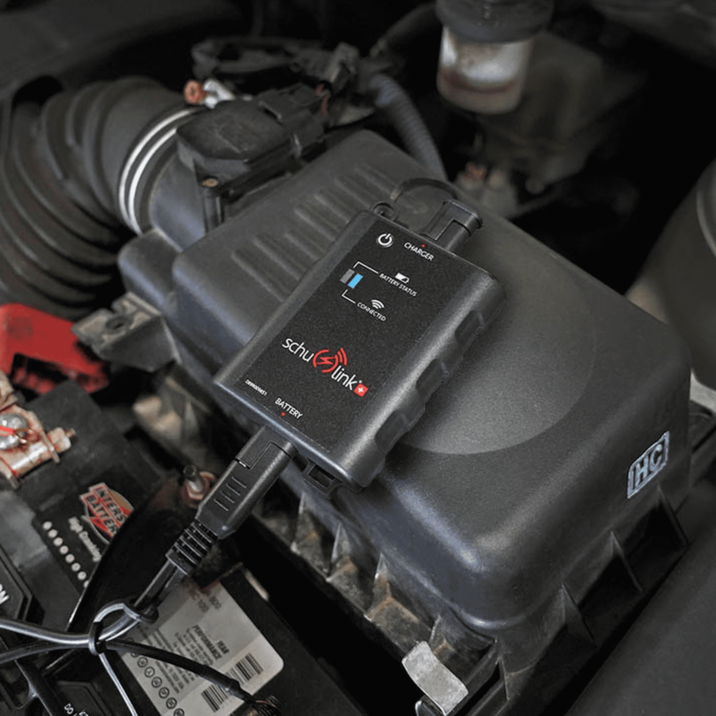 Schumacher Electric 1000 Watt / 2000 Peak Watt Power Converter