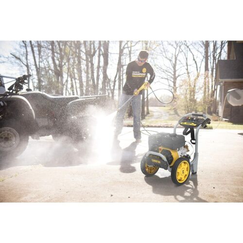 Champion Power 3200 psi 2.5 GPM Cold Water Gas Pressure Washer with Honda Engine