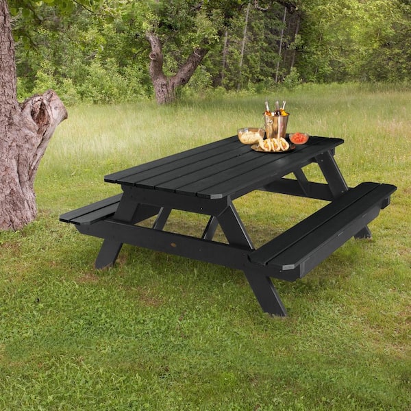Hometown Picnic Table in Black