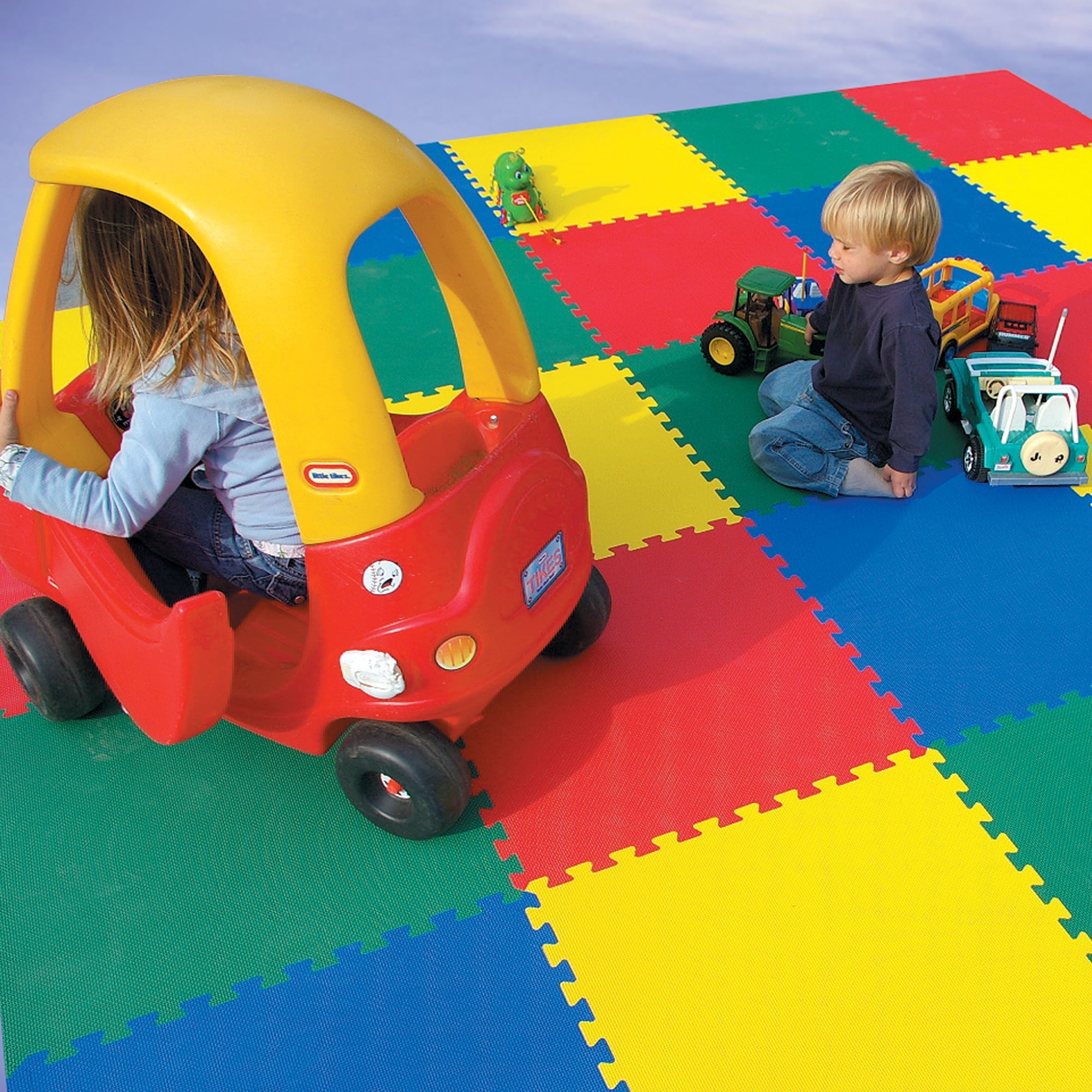 Greatmats Foam Kids and Gym Mats Premium 5/8 Inch x 2x2 Ft. Black Case of 15