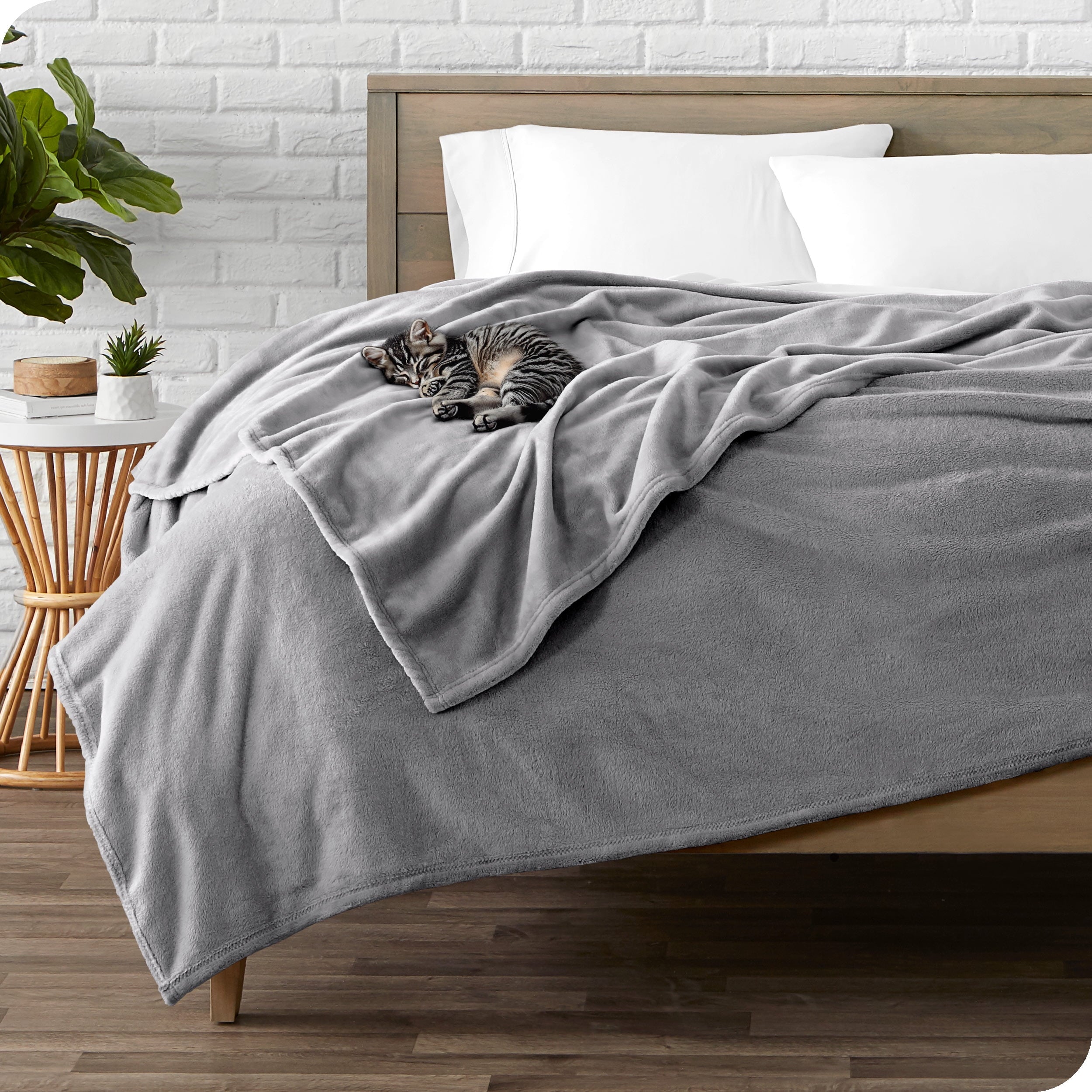 Bare Home Microplush Fleece Blanket - 300 GSM - Fuzzy Microfleece - Soft & Plush - Full/Queen, Gray