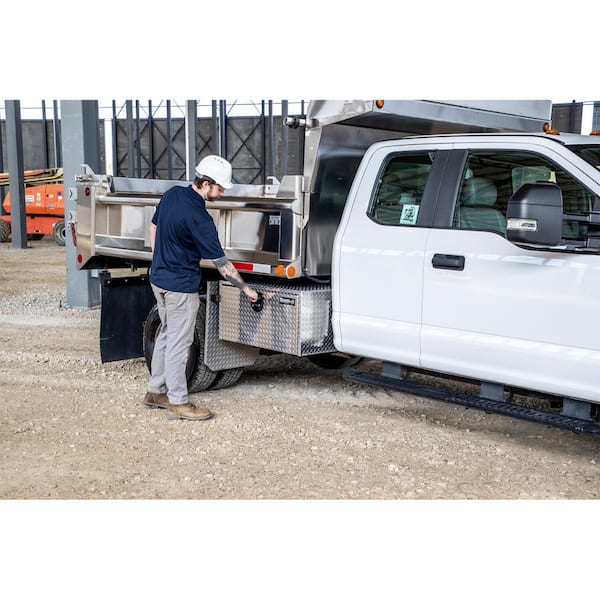 18 in. x 18 in. x 36 in. Diamond Plate Tread Aluminum Underbody Truck Tool Box