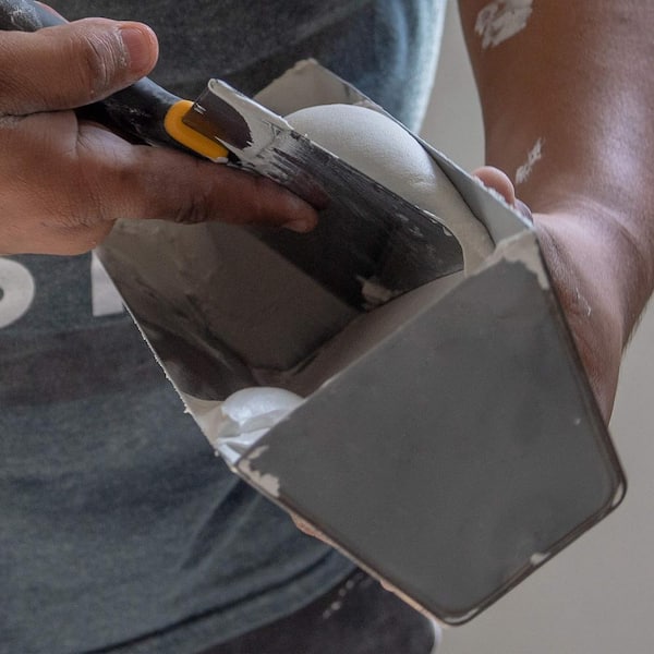 14 in. Stainless Steel Mud Pan with Curved Bottom