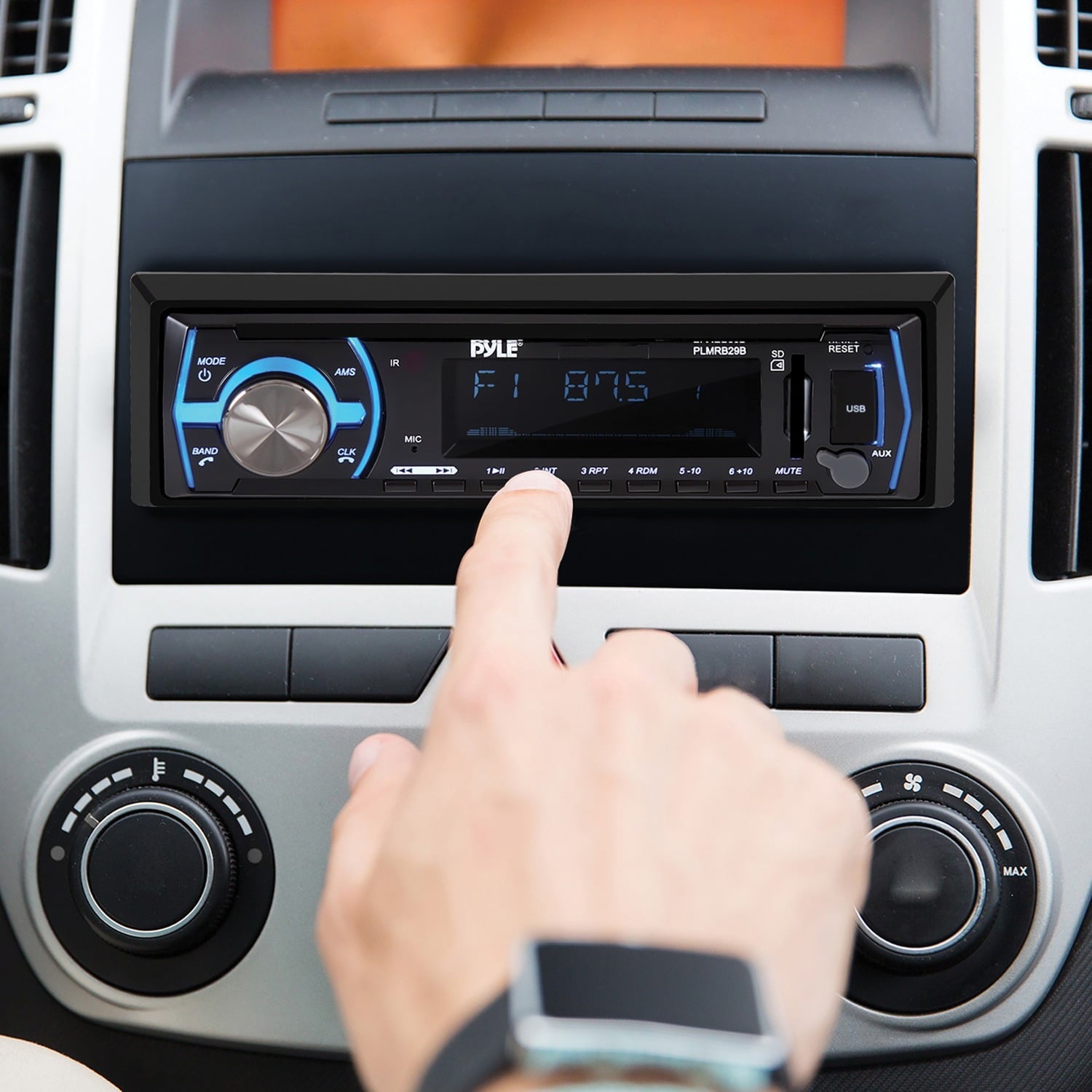 Pyle Marine Bluetooth Stereo Radio 12v Single DIN Style Boat In dash Radio Receiver System (Black)