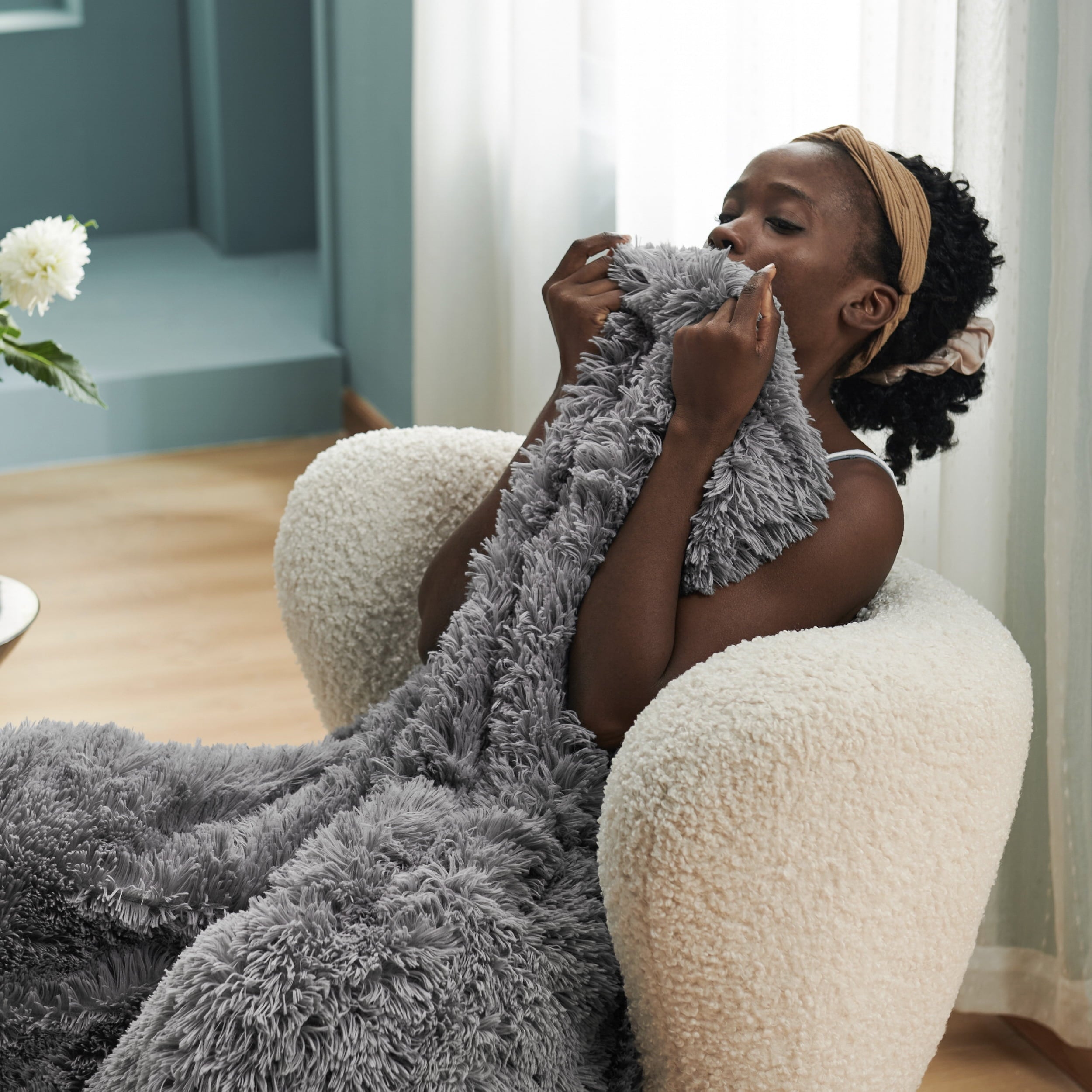 Bedsure Faux Fur Twin Blankets Grey - Fluffy Blankets & Throws Shaggy Faux Fur Blanket, 60x80 Inches