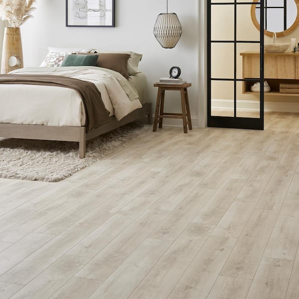 Larrimore Pond Cherry 12 mm T x 7.5 in. W Waterproof Laminate Wood Flooring (21.1 sqft/case)