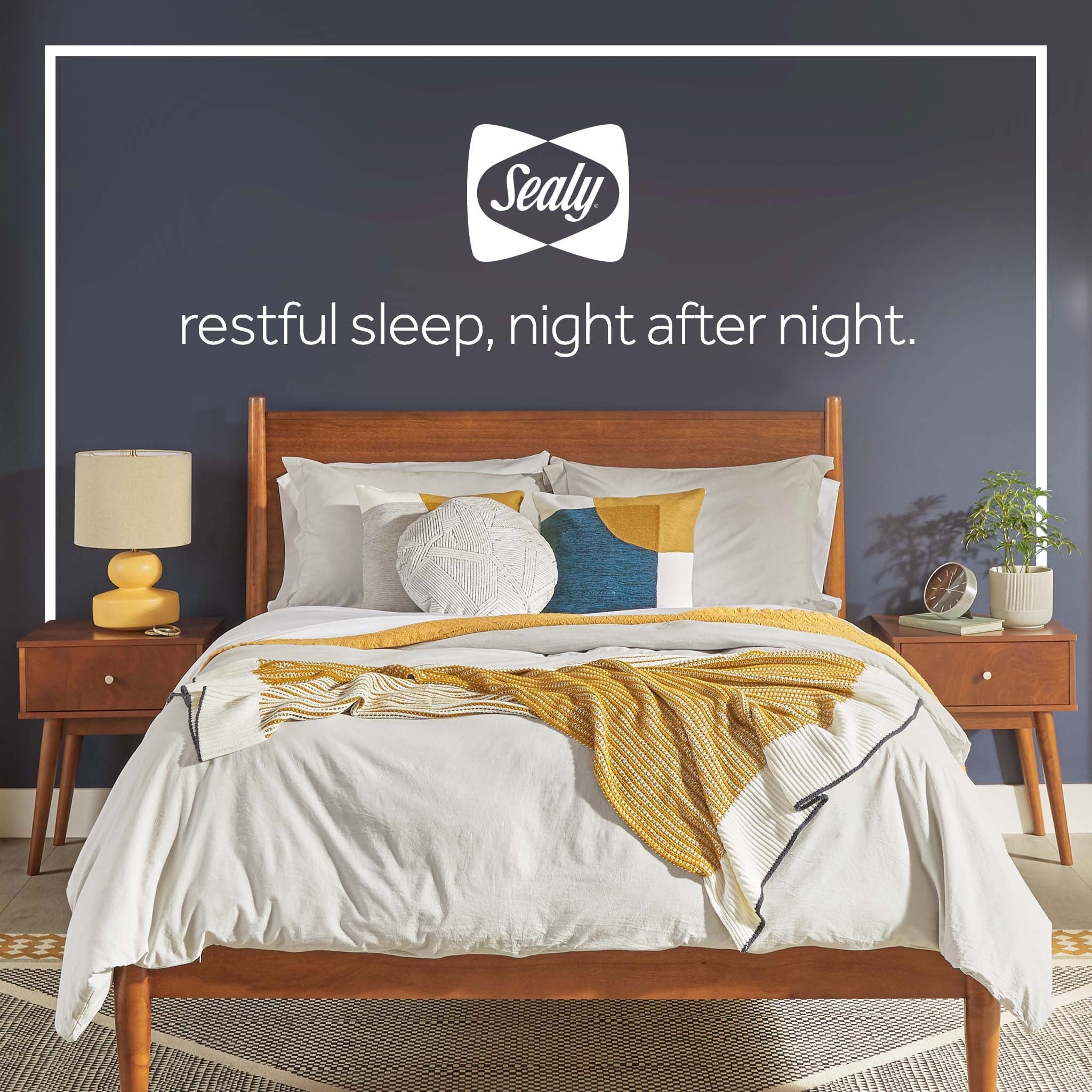 Essentials 10¡± Hybrid Mattress-in-a-Box, Queen