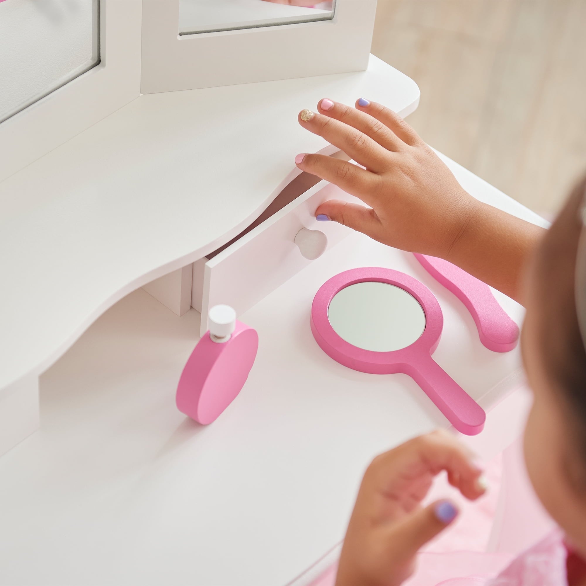 Teamson Kids Little Princess Ashlev Wooden Vanity Playset with Stool, White/Pink