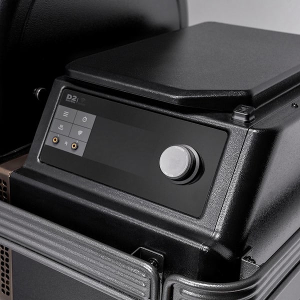 Ironwood Wi-Fi Pellet Grill and Smoker in Black