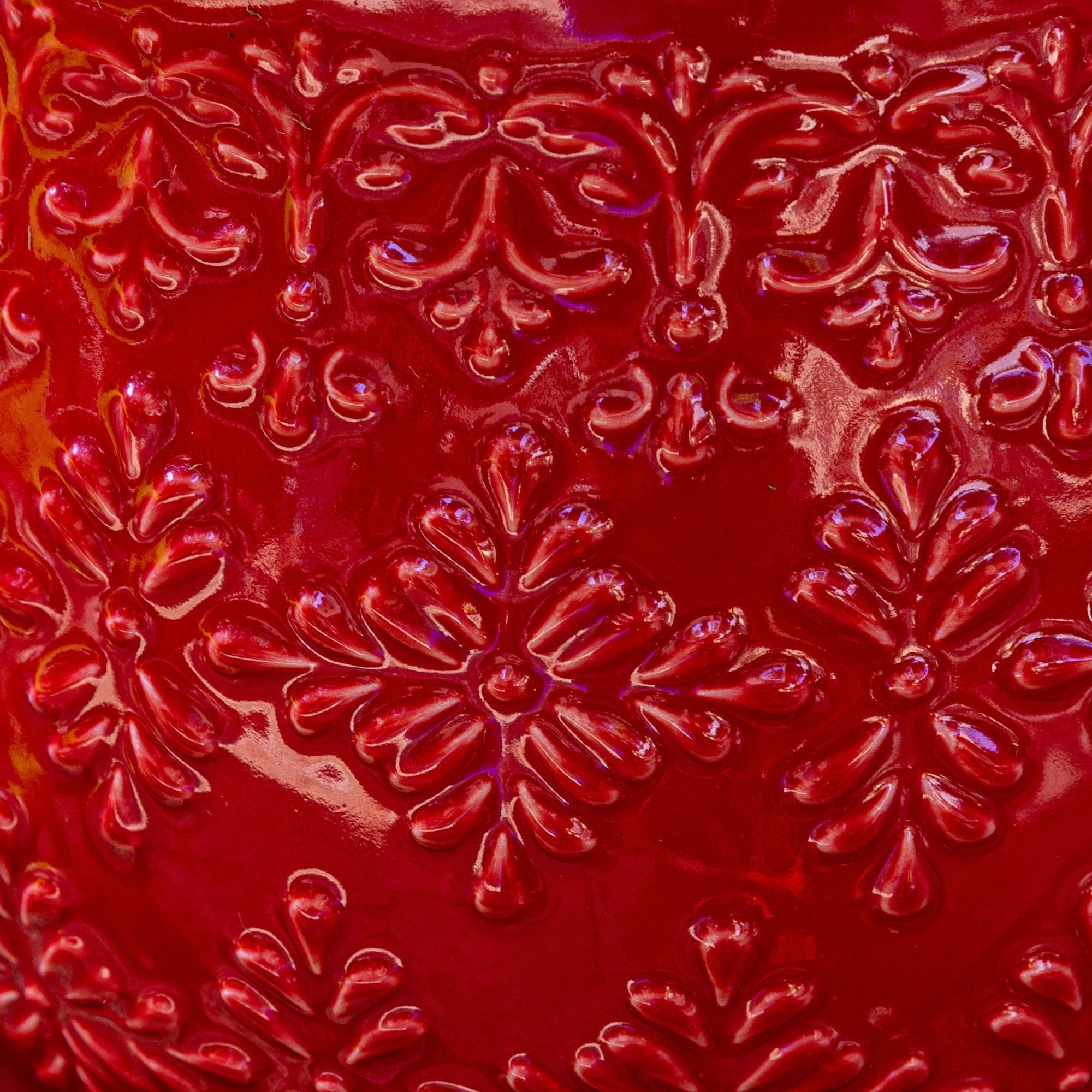 The Pioneer Woman Embossed Timeless Geo Red Planter 8 inch, Stoneware