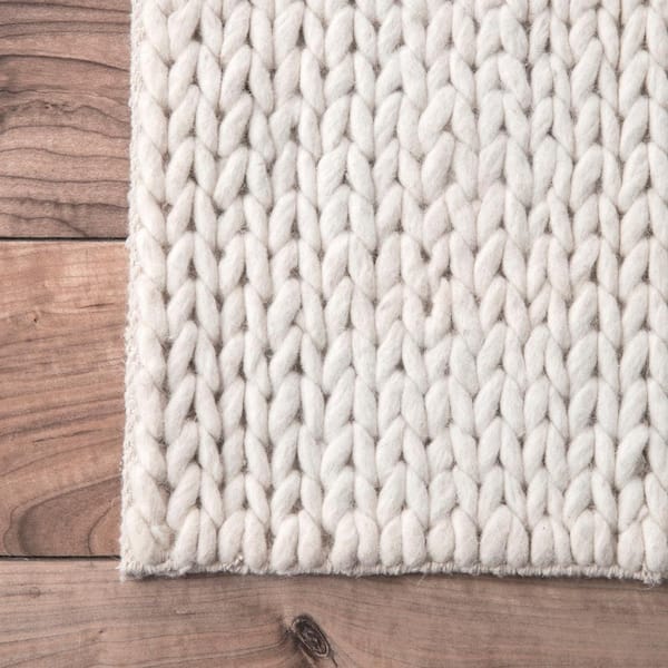 Caryatid Chunky Woolen Cable Off-White 8 ft. x 10 ft. Area Rug