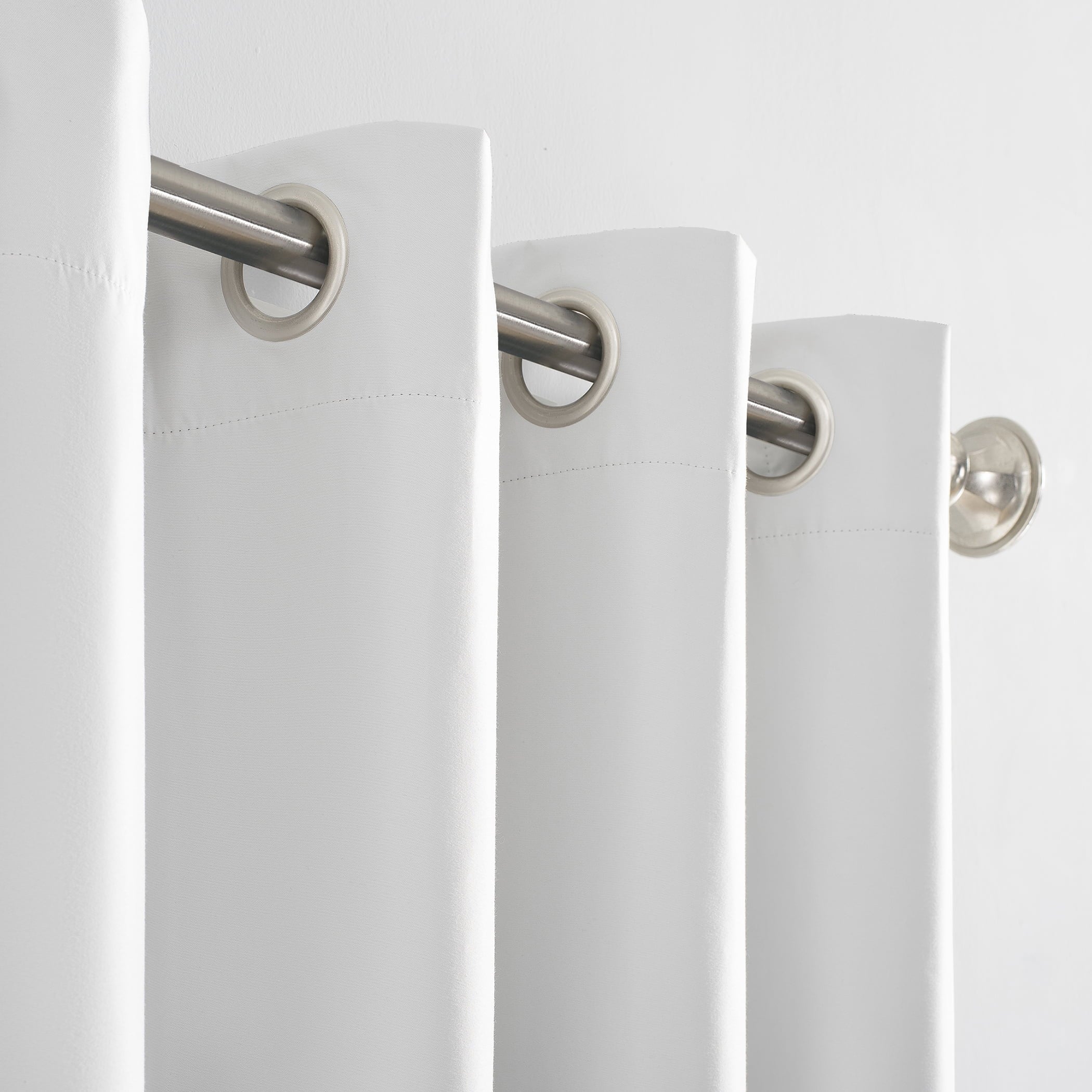 Sun Zero Duran Thermal Insulated 100% Blackout Grommet Curtain Panel, 50