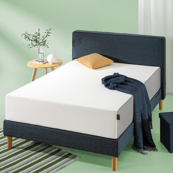 Cooling Essential 13.5 in. Medium Foam Smooth Top King Foam Mattress