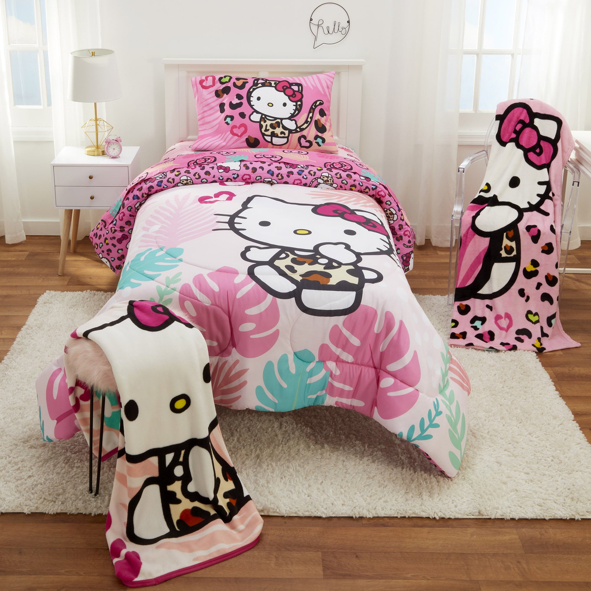 Hello Kitty Kids Fleece Throw Blanket, 46 x 60, Pink, Sanrio