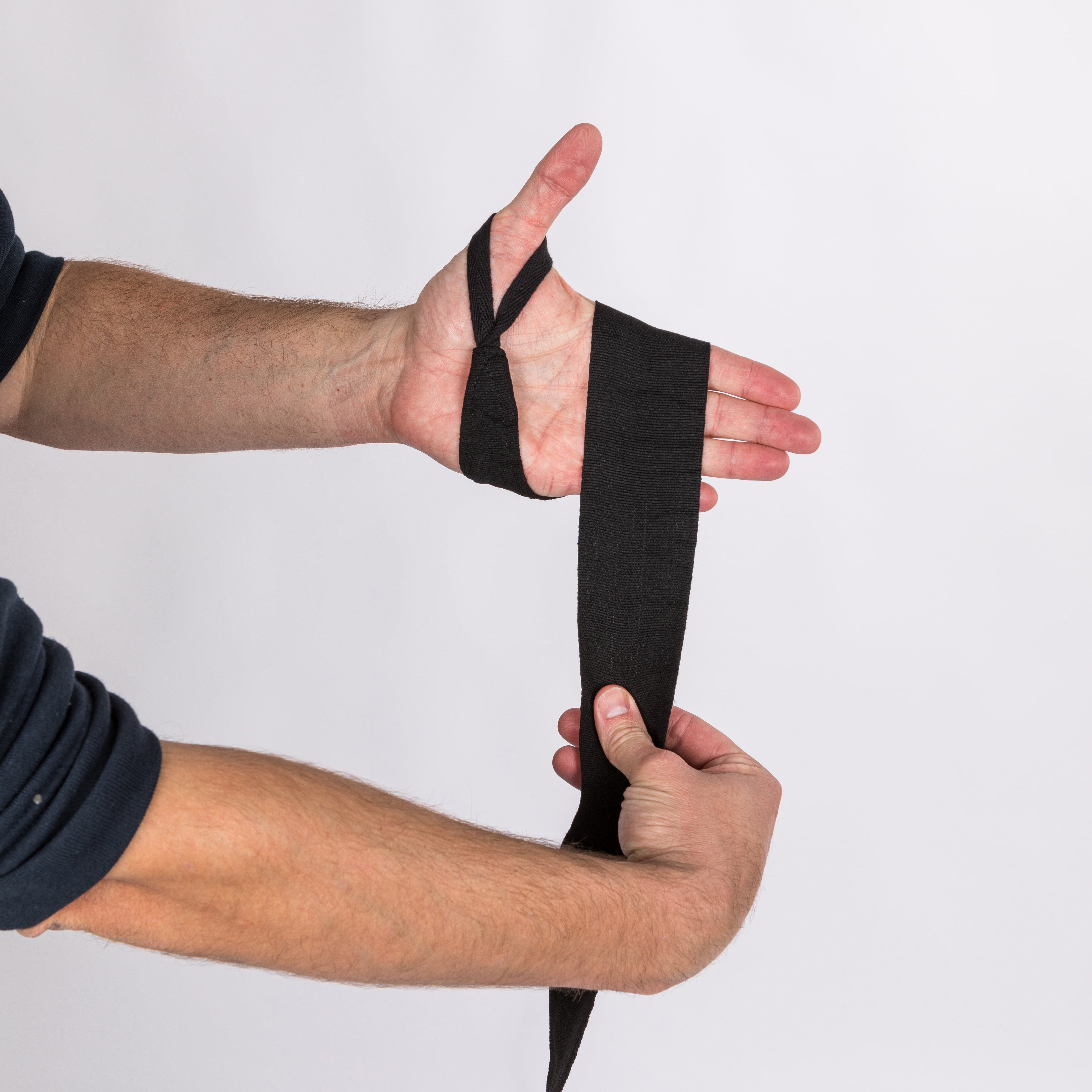 Venum Unisex Kontact Elastic Cotton Boxing Exercise Wrap - 180 inch - Black and White